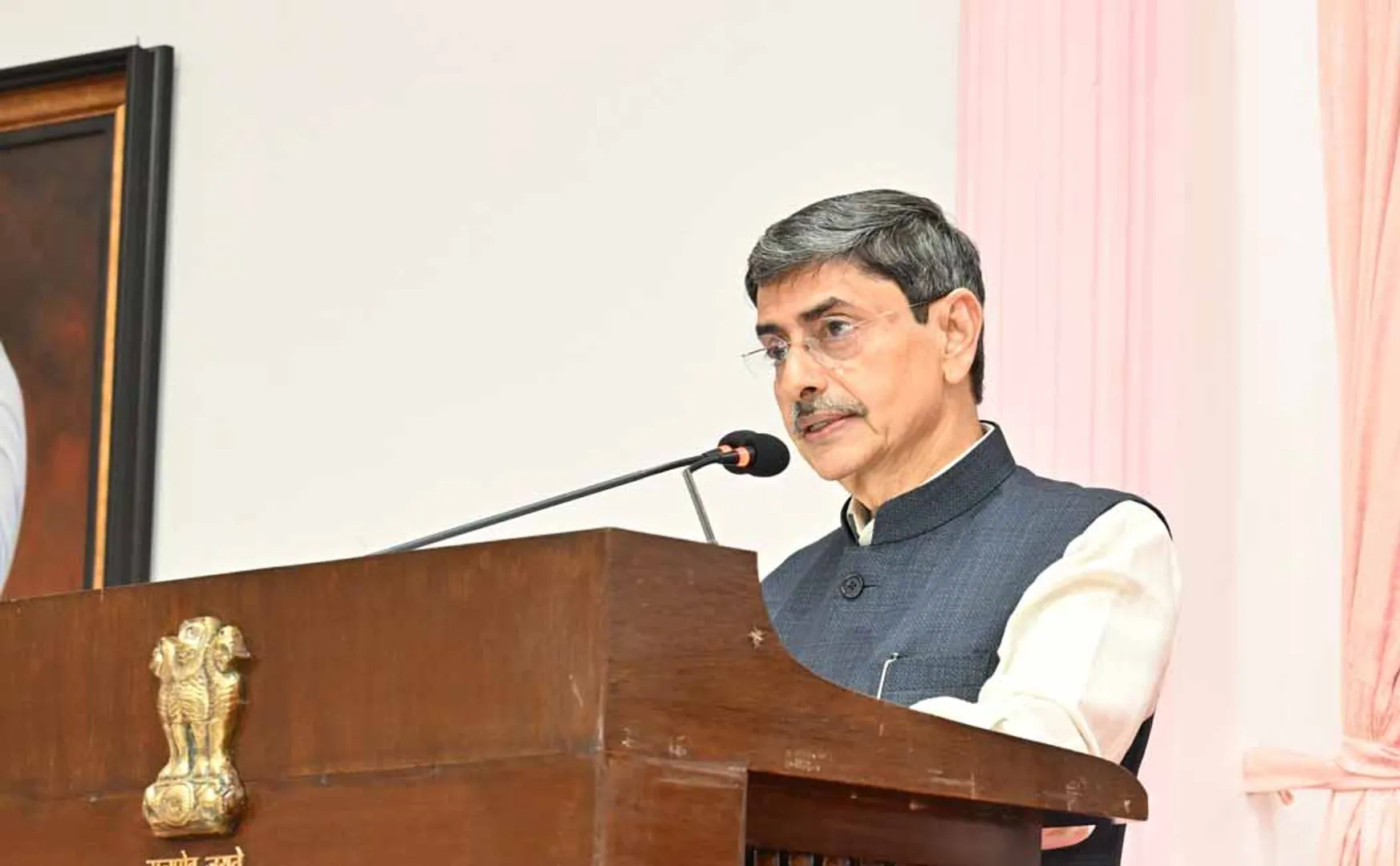 Governor approves action in case against ex-ministers