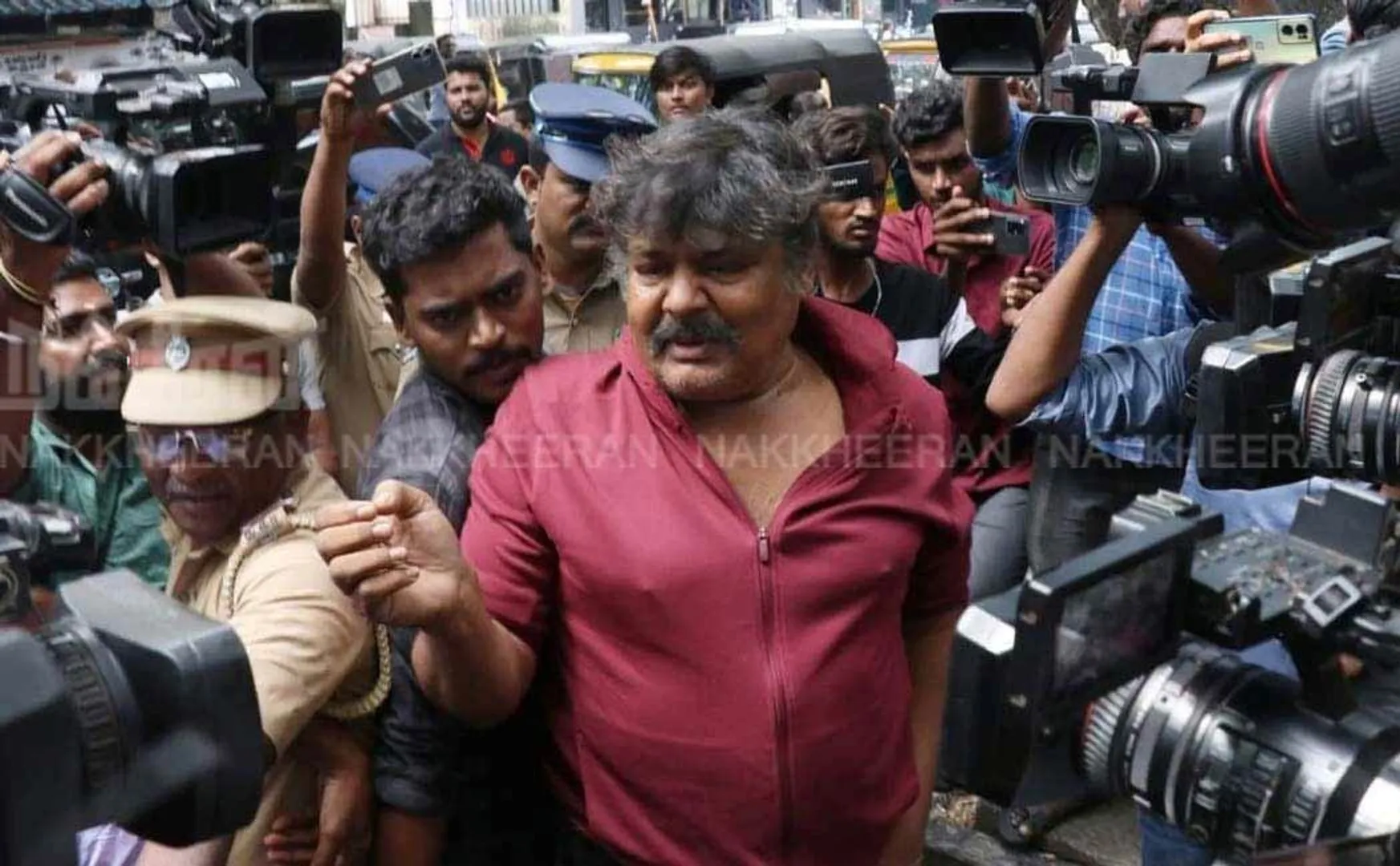 Mansoor Ali Khan appearing for trial in trisha issue 