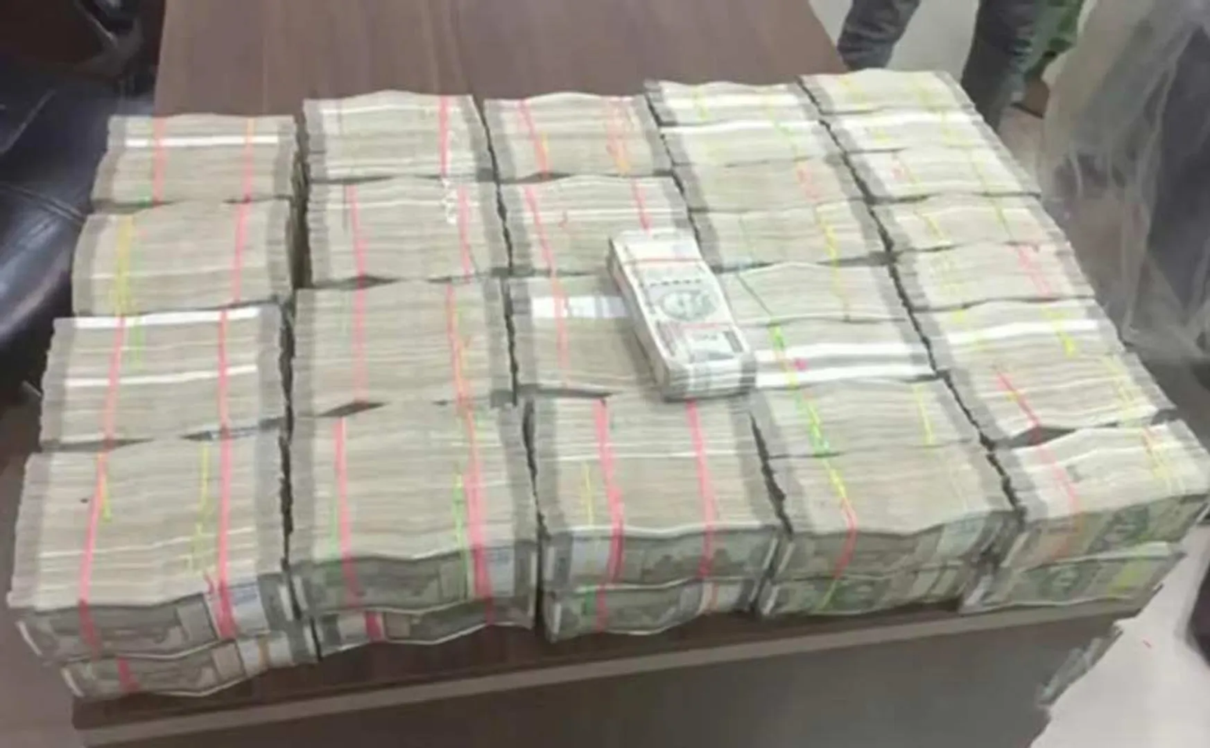 Hawala money caught by police thanks to auto driver's shrewdness