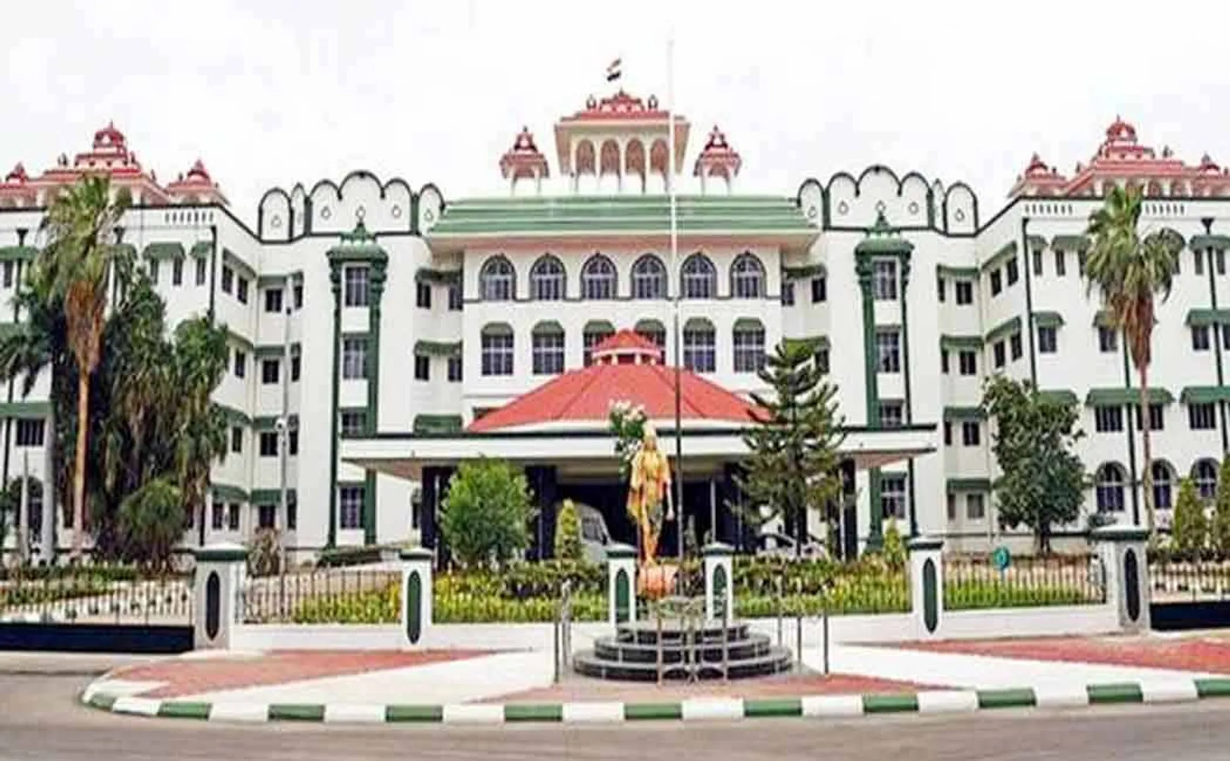 “Encroachment of government lands on the rise” - High Court Madurai Branch