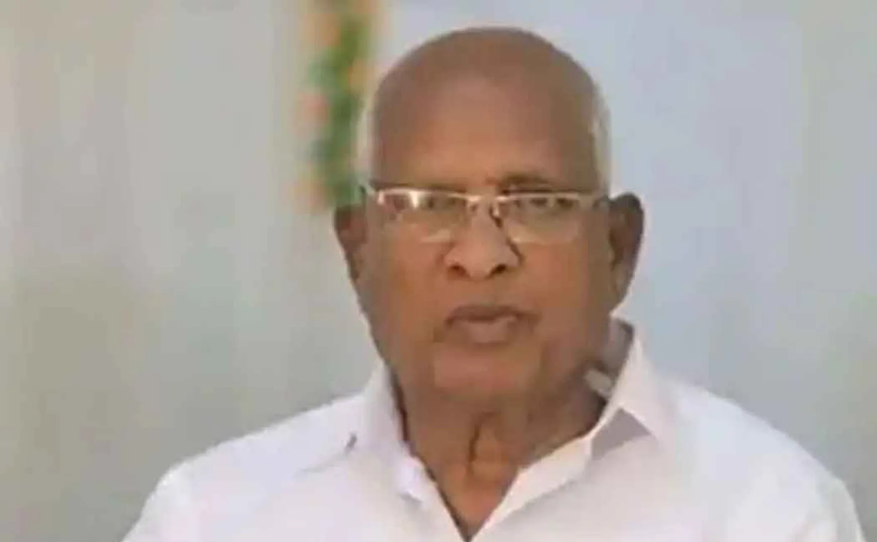 Former minister Vadivelu passed away