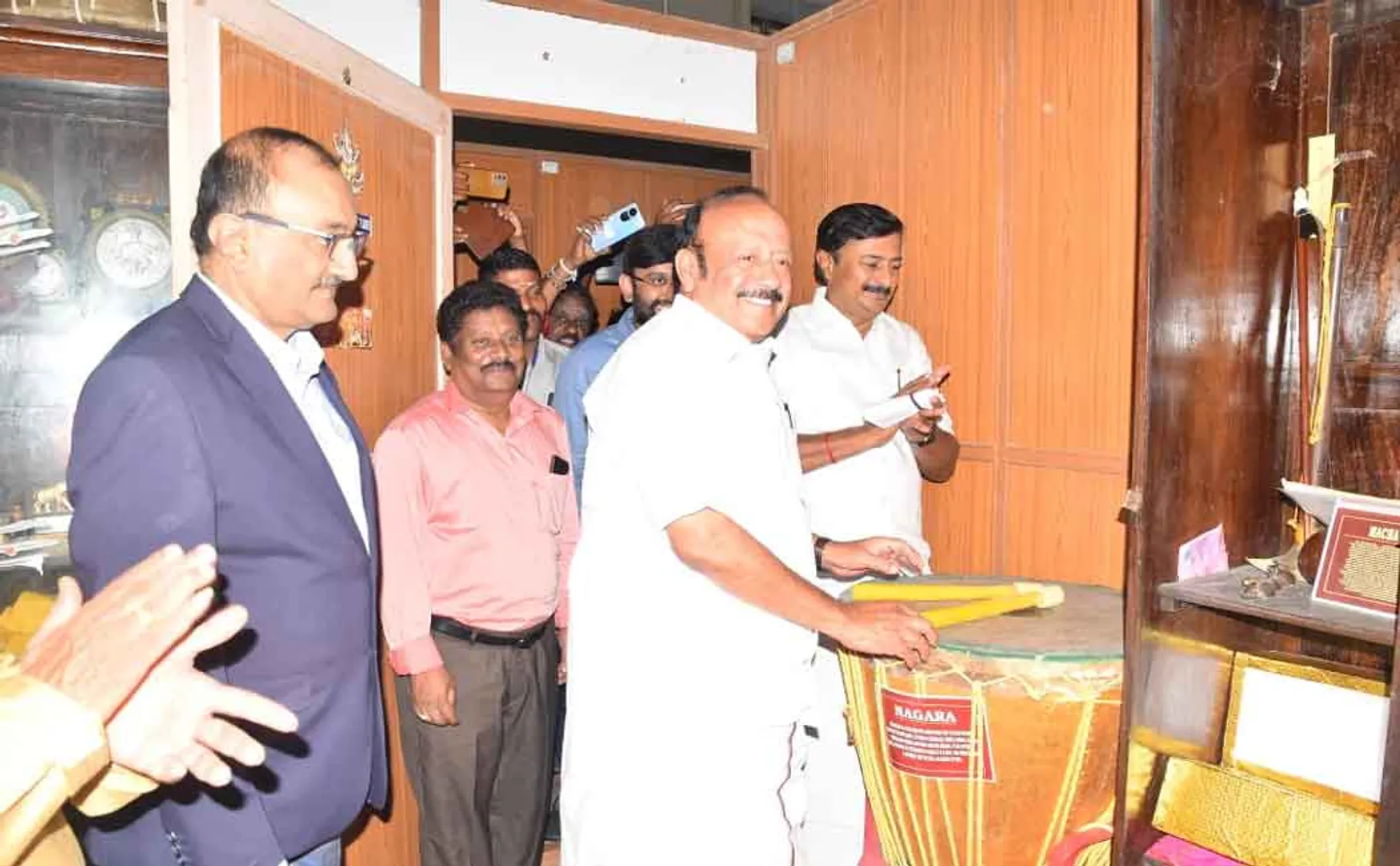 The Minister played music in drums 