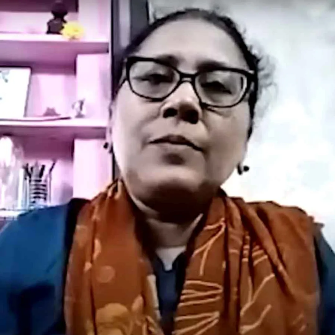 Manithi Selvi Interview