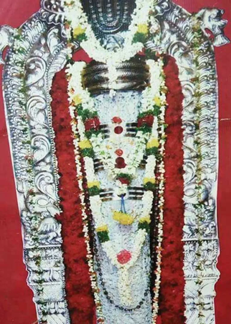 /idhalgal/om/amara-ram-temple
