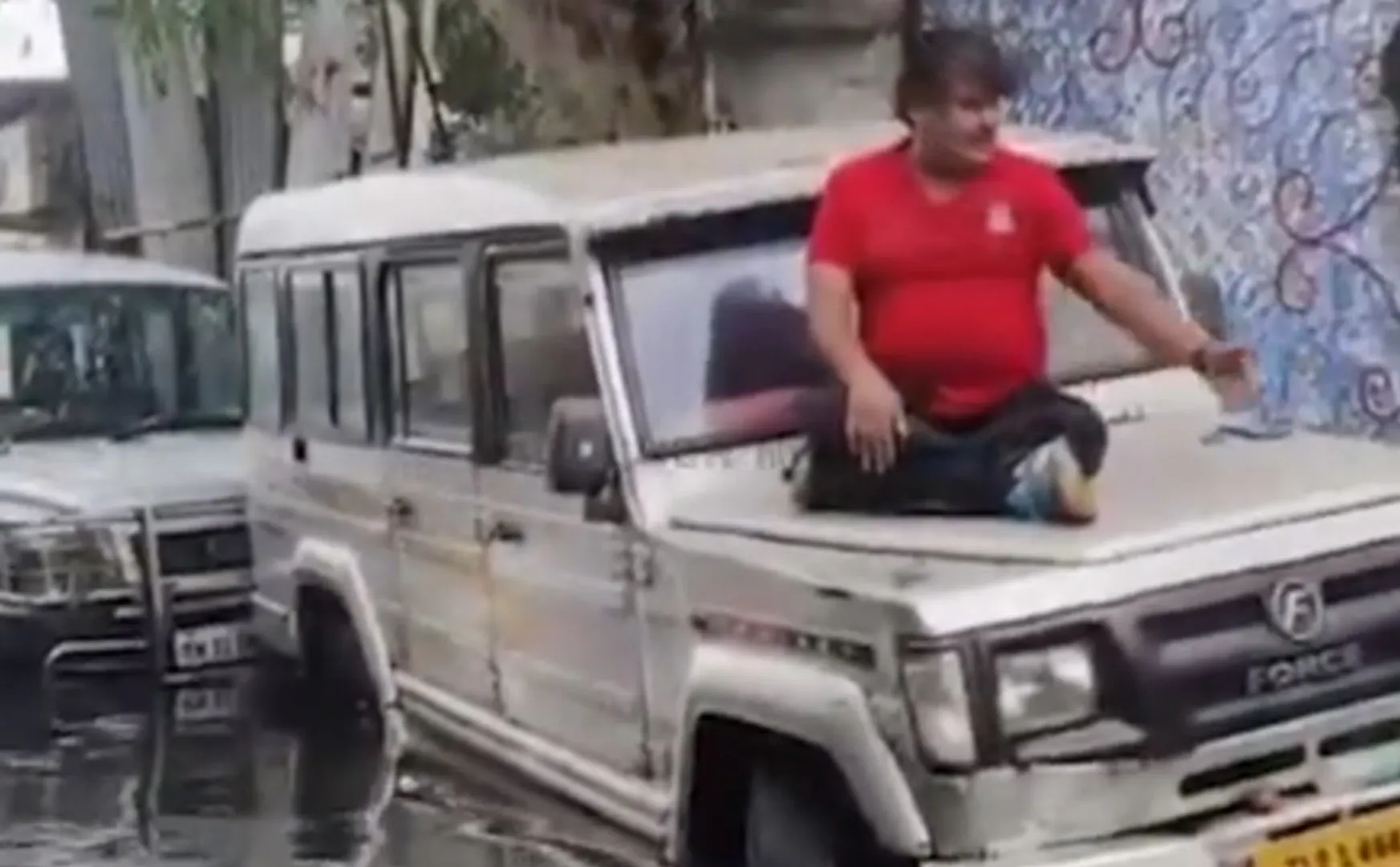 Mansoor Ali Khan compared Chennai flood to Gujarat