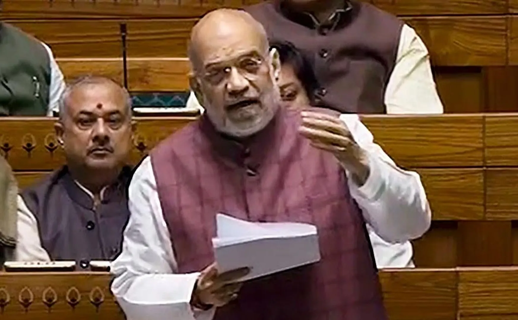 Amitshah says People of Kashmir have been suffering for a long time because of Nehru's 2 mistakes