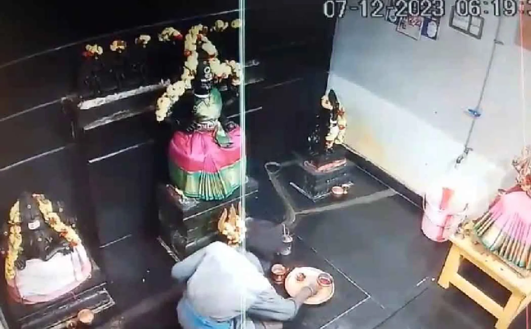 theft inside temple near vellore 