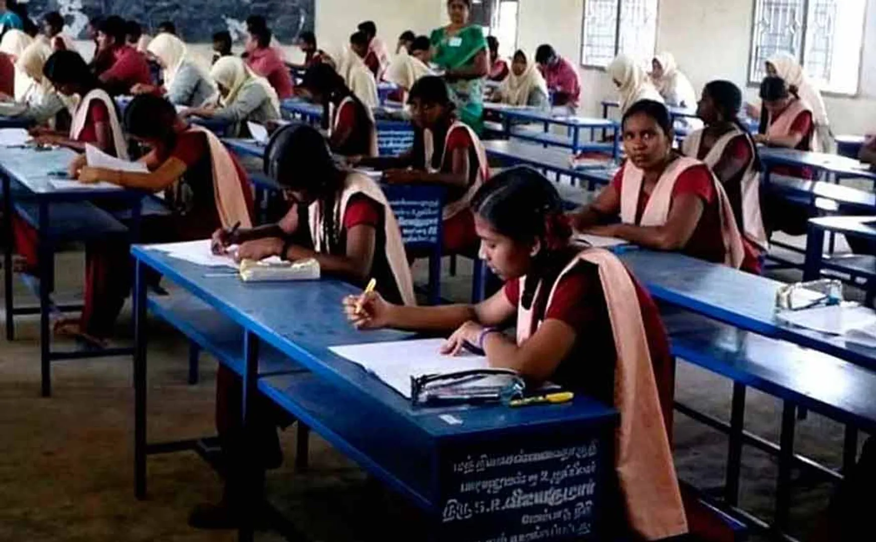 CM stalin ordered to postpone the half-yearly examination and publish   new time table