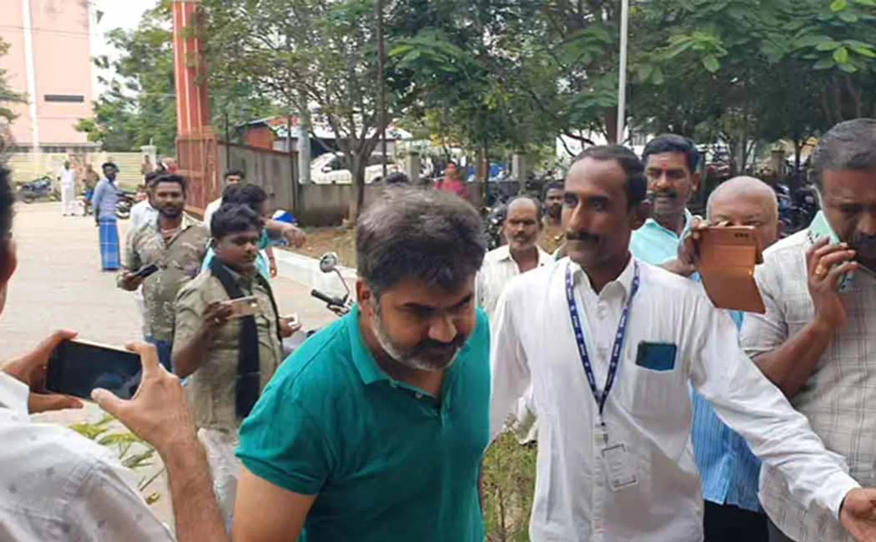  ed officer was allowed to be detained for two days and questioned 