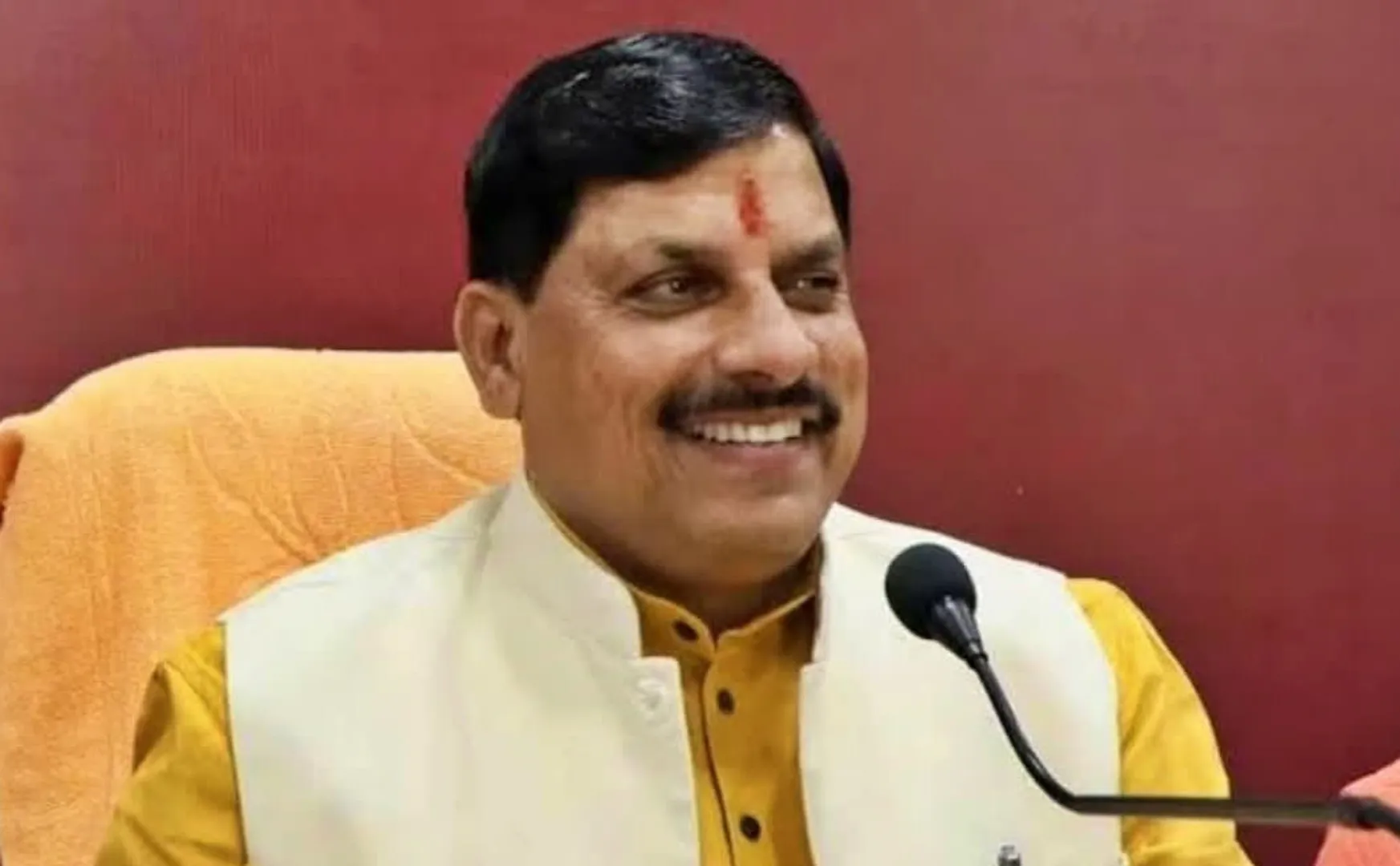 madhya pradesh cm order ban meet open sales in public