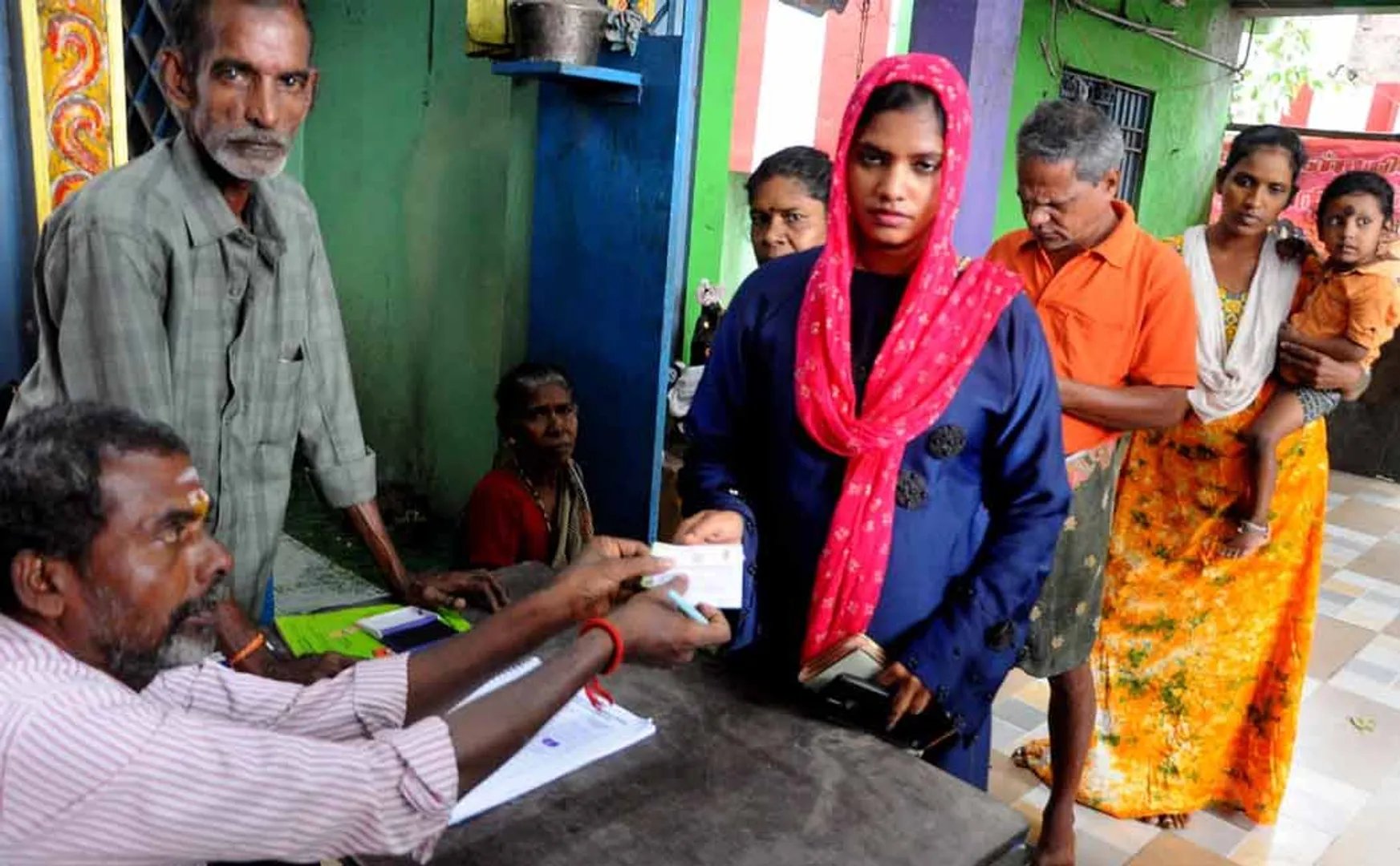 Token Distribution for Flood Relief (pictures)