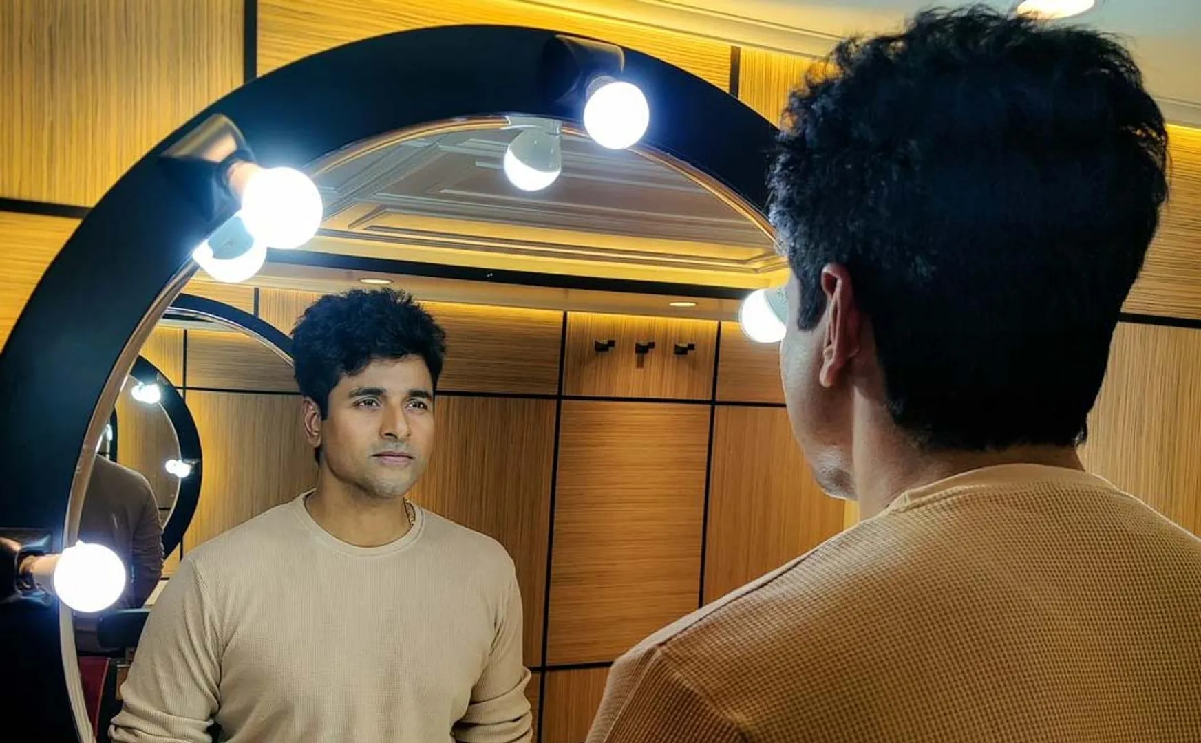 sivakarthikeyan in new look for his 21movie 