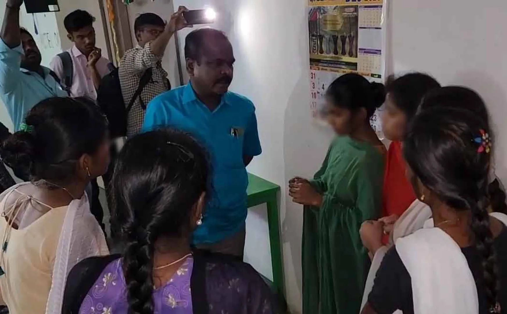 Poor quality food for girl students in government hostel near Vaniyambadi