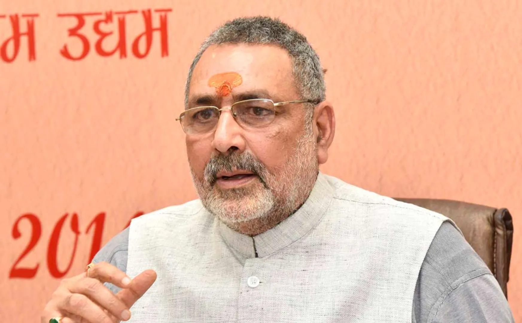 Union Minister giriraj singh says Hindus should not consume Halal food