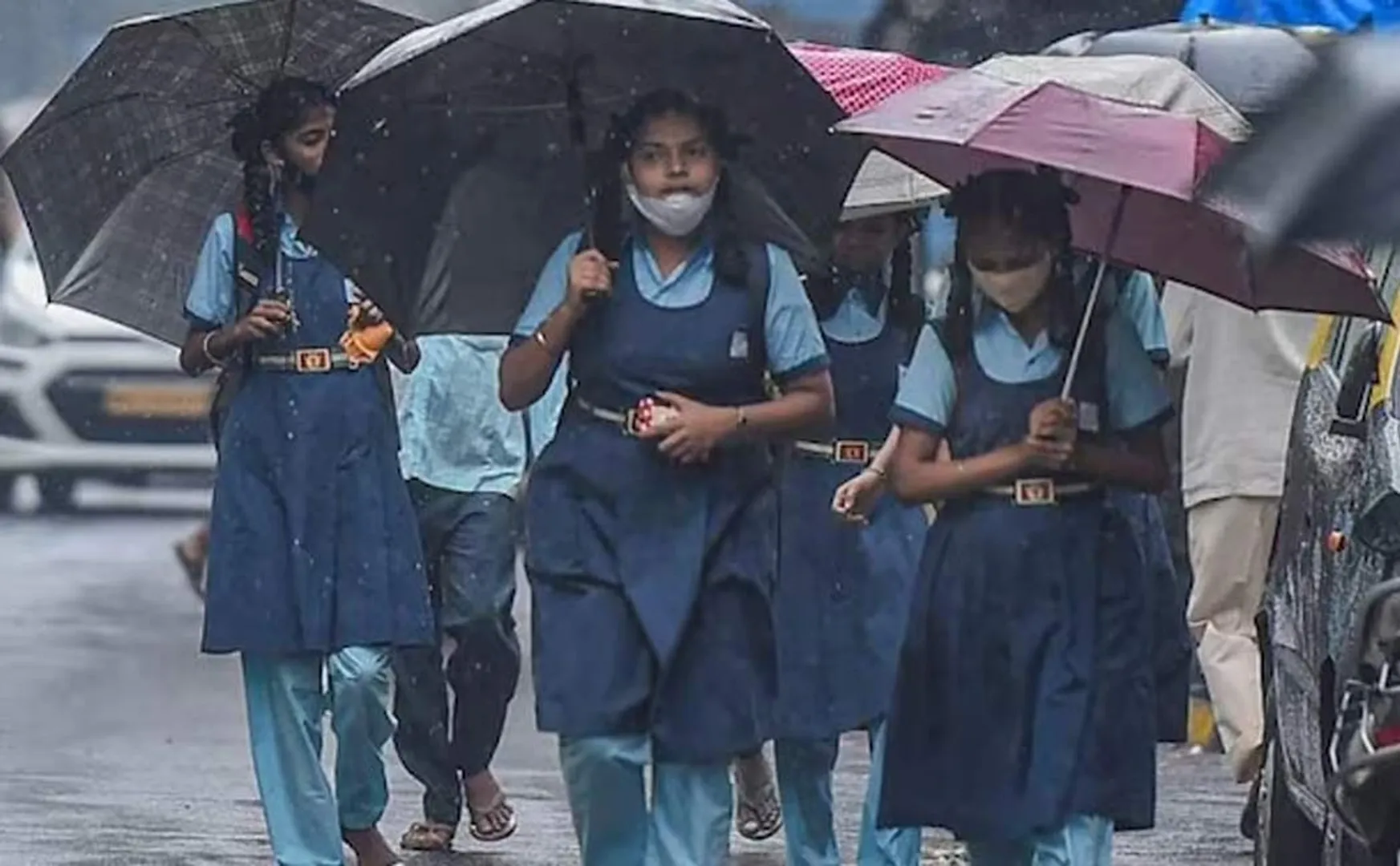 Holiday notification only for schools in 3 districts