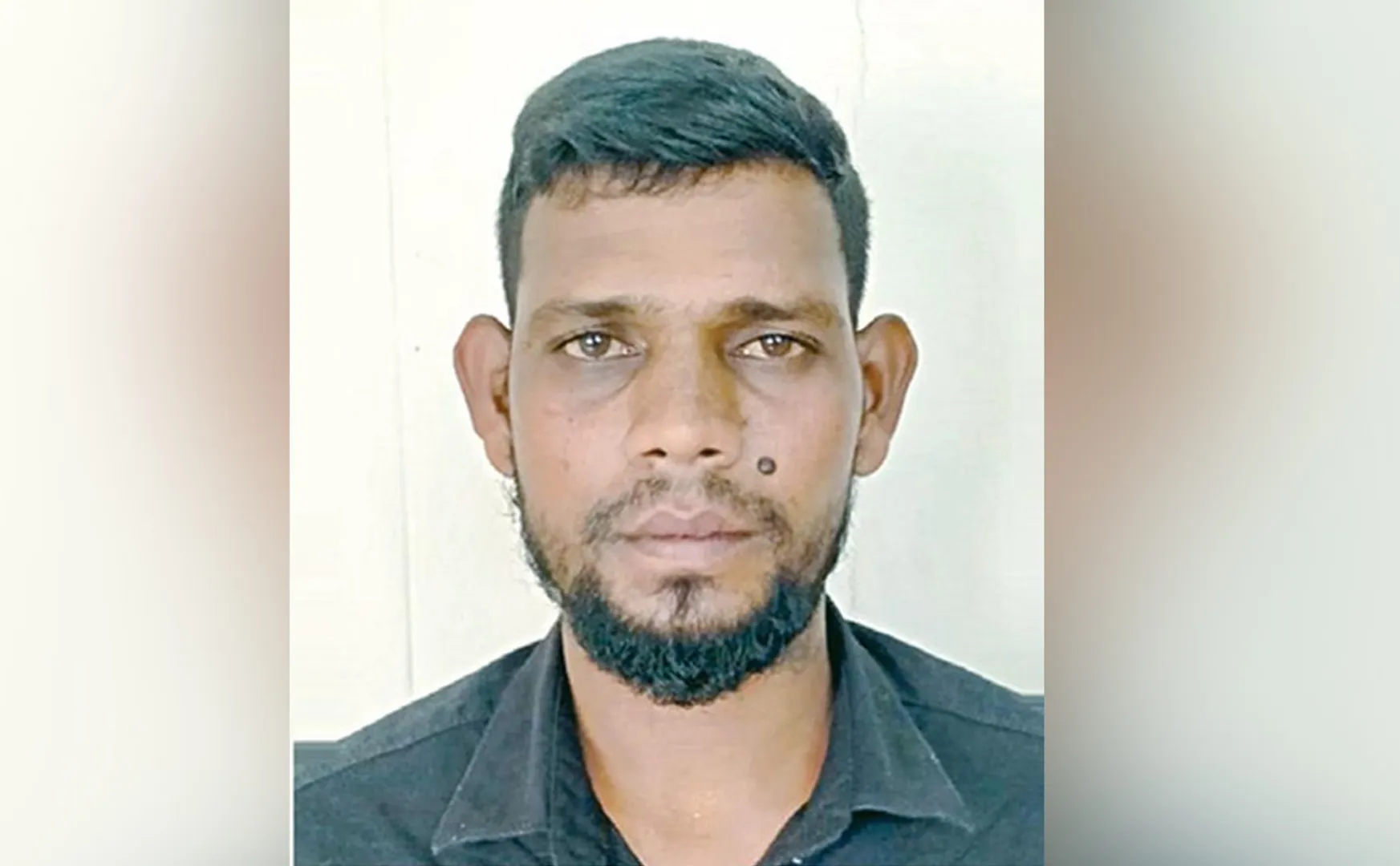 The raiders chased away and lost his lives at near Chennai Corporation Office