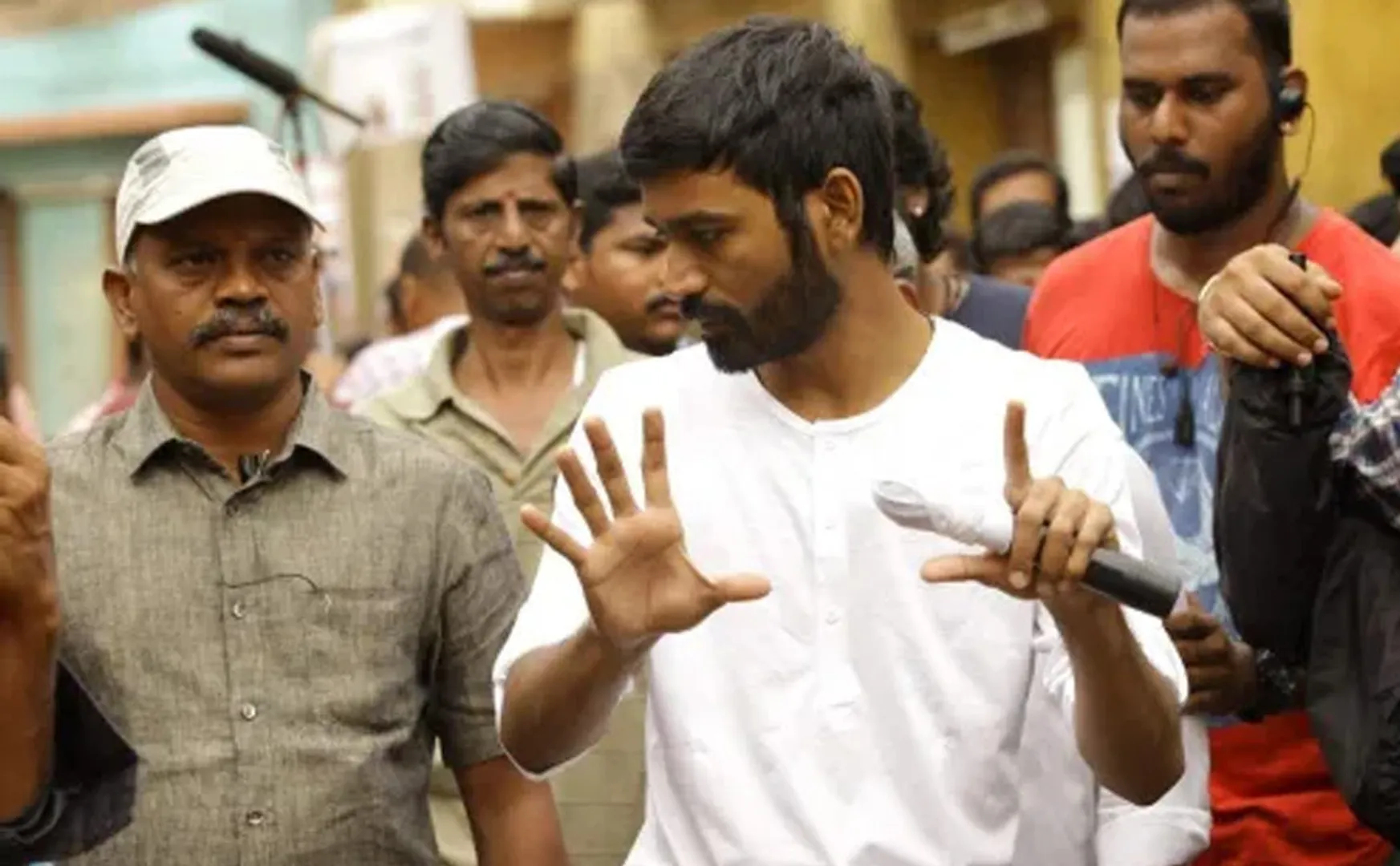 dhanush directing new movie 