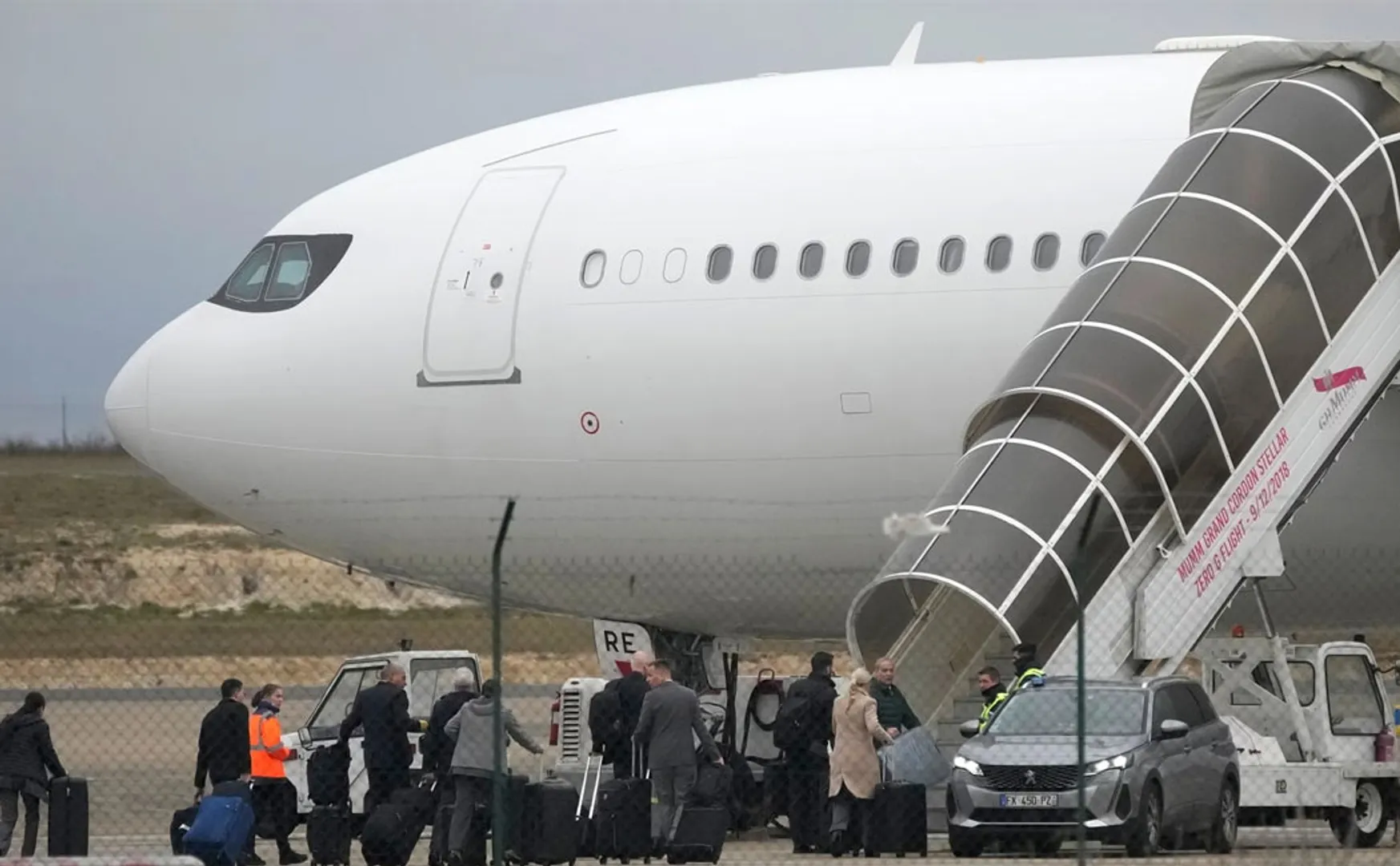 Landed plane arrived in India from france