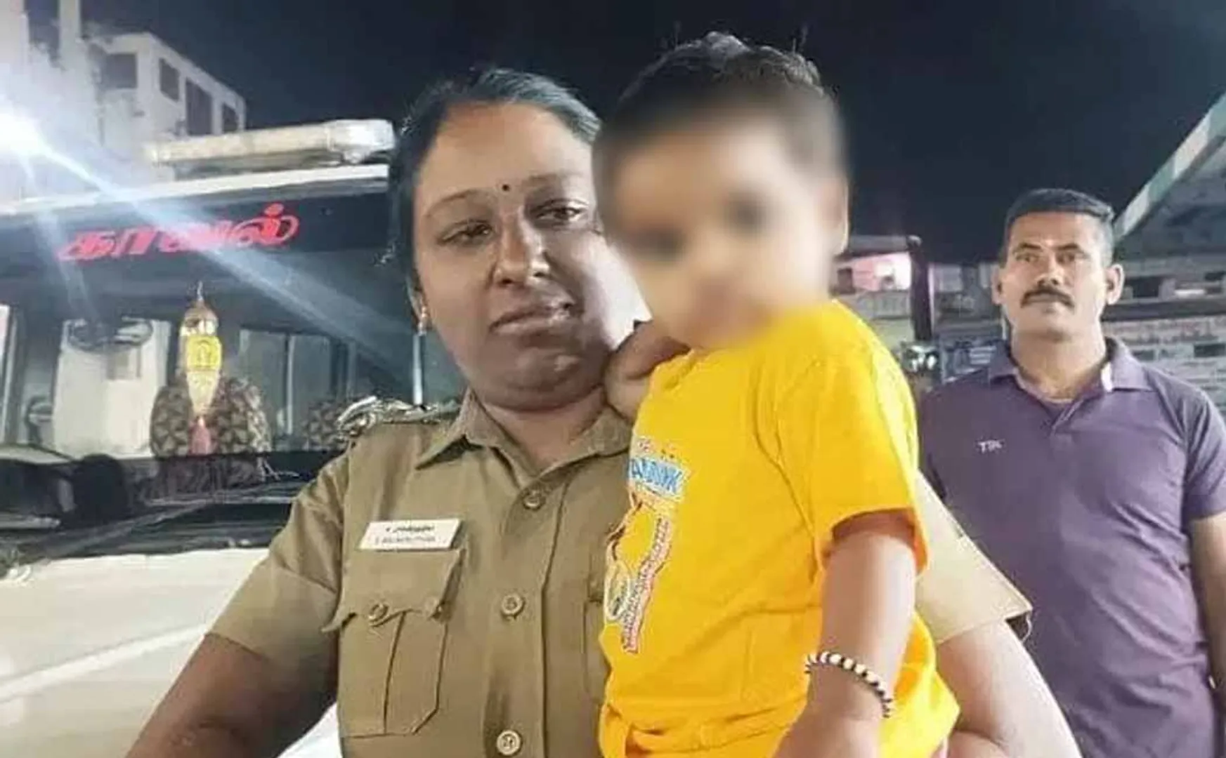  police rescued the lonely child and handed him over to his mother