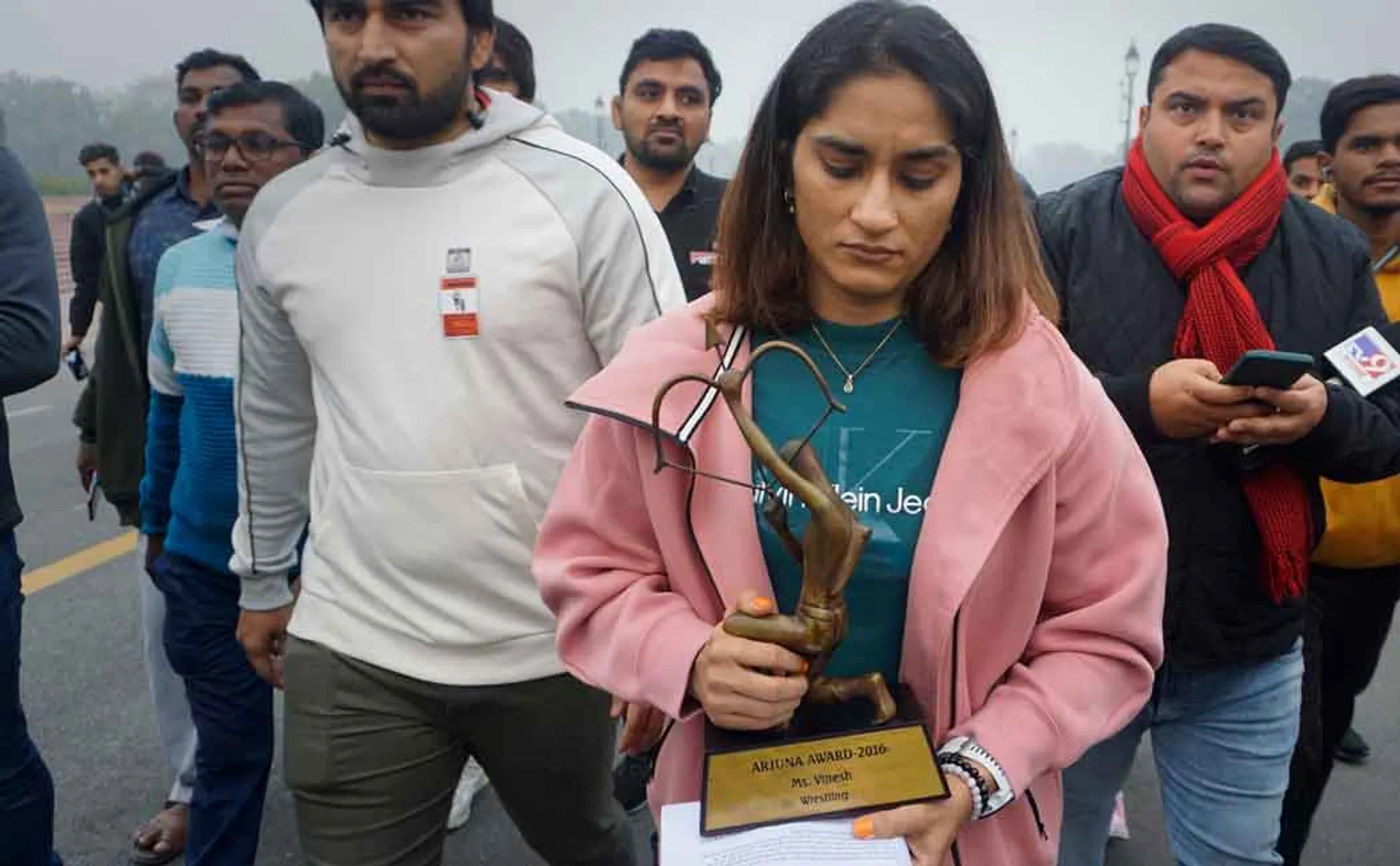 Vinesh Phogat, the player who left the Indian government awards on the road!