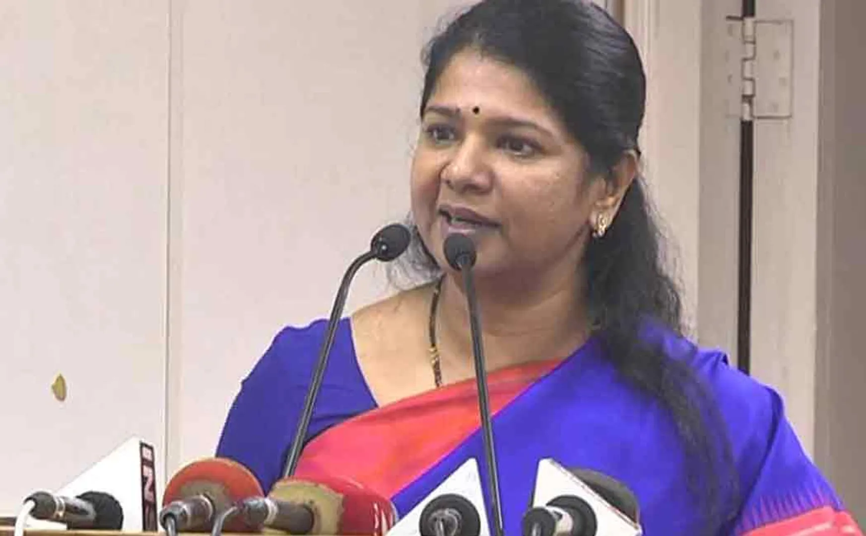 Relief works Kanimozhi MP for DMK Request