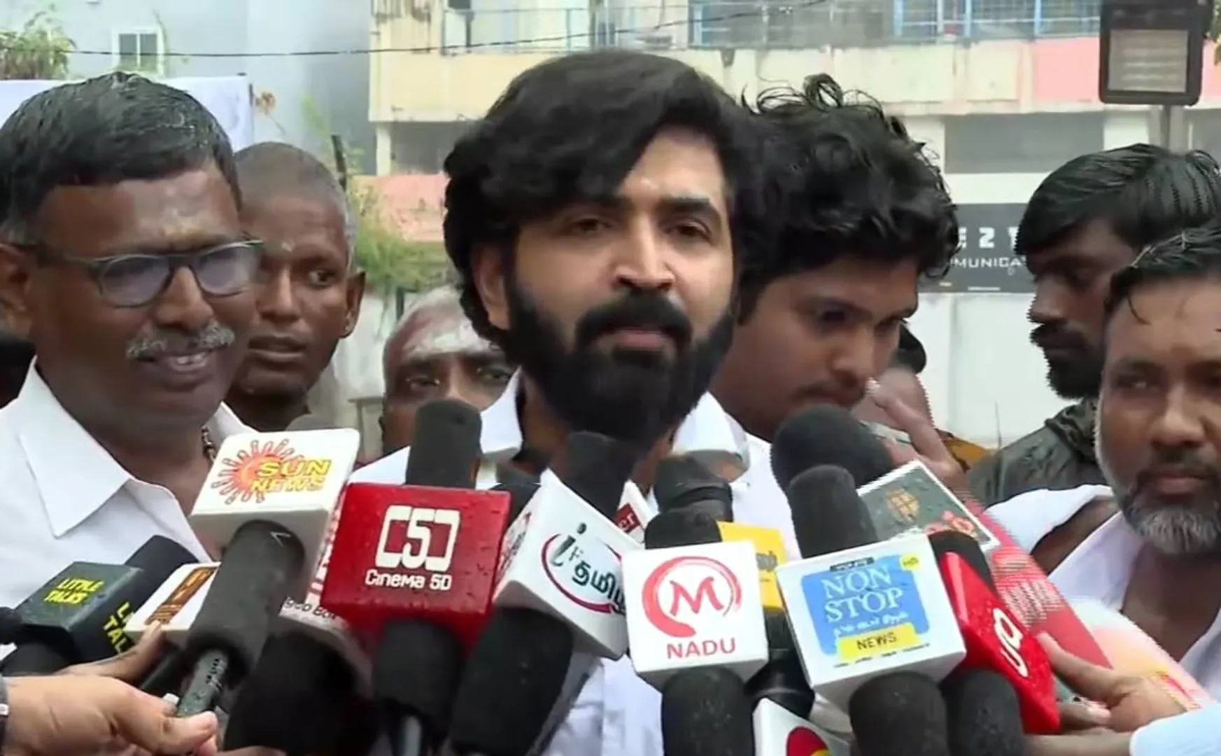 arun vijay about vijayakanth 