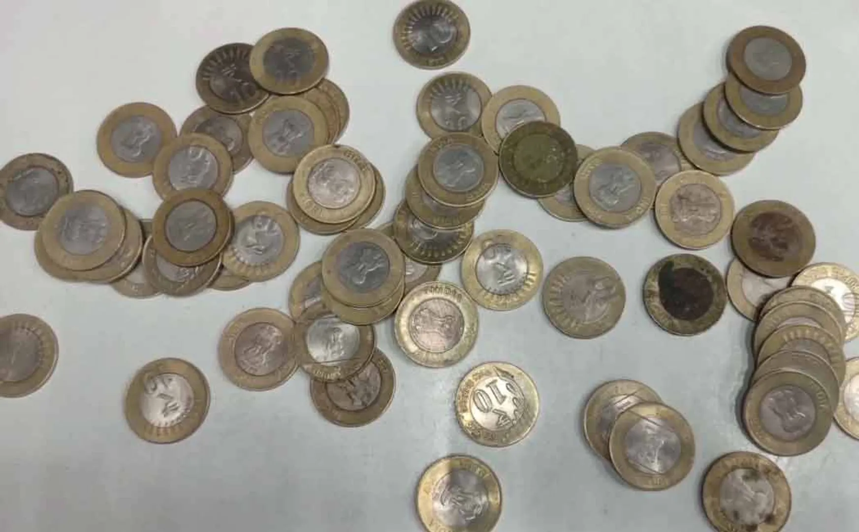 If you pay for next Rs.10 coins, you will get a shirt worth Rs.350 for free