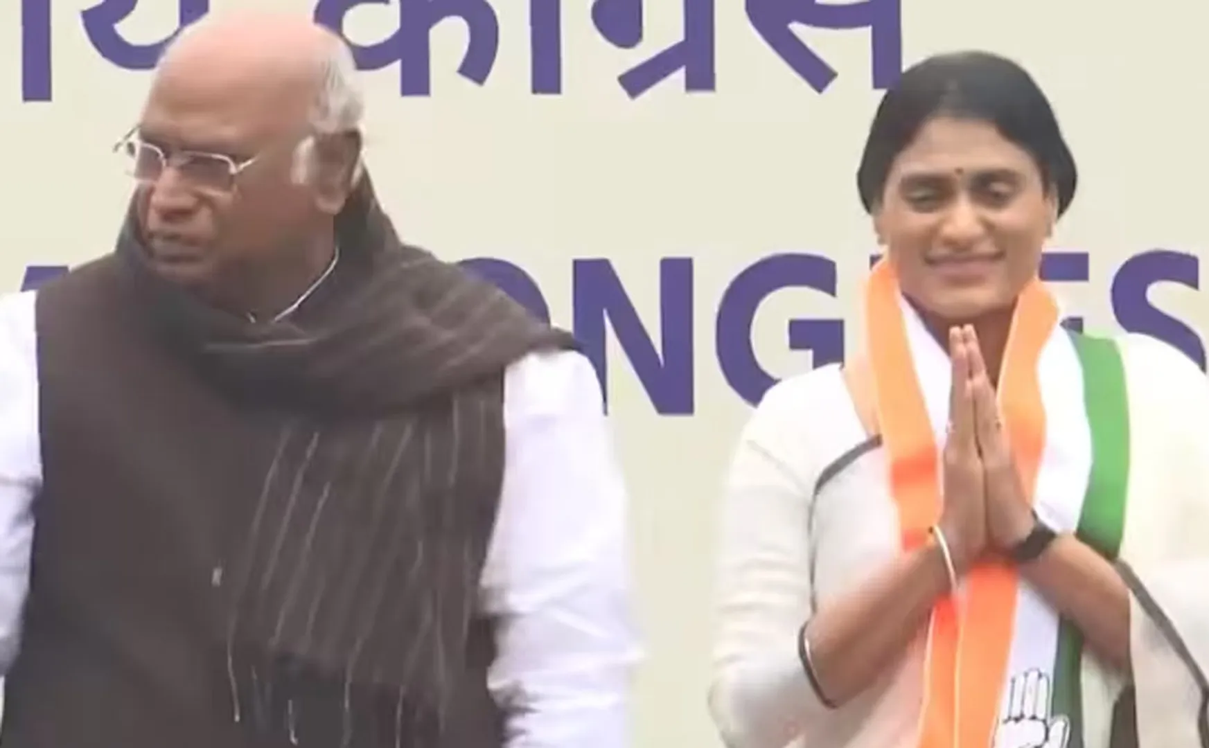 Y. S. Sarmila joined the Congress!