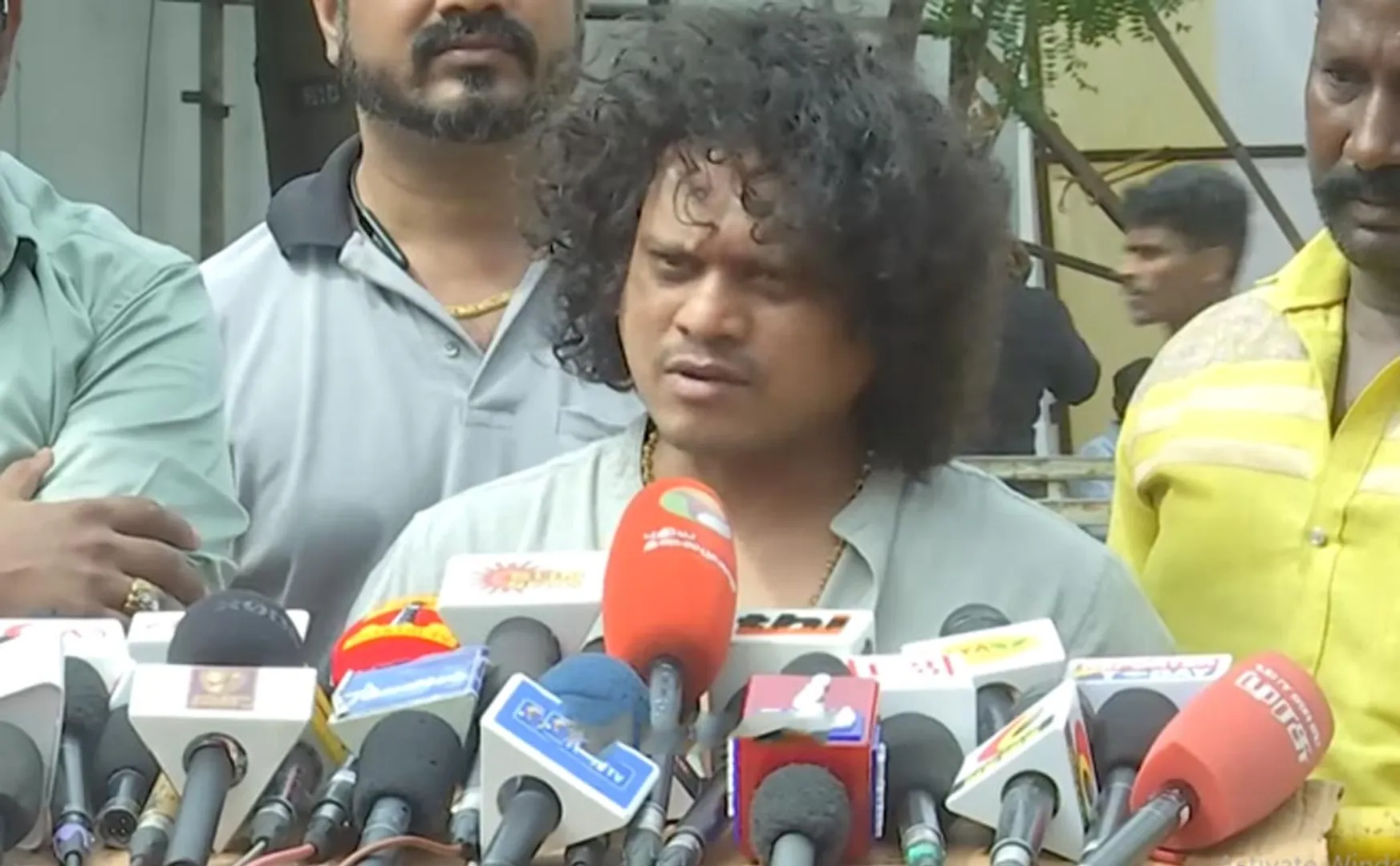 pugazh about vijayakanth 