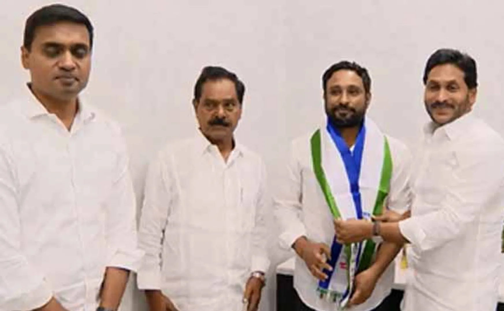 Ambati Rayudu has announced his resignation from YSR Congress Party