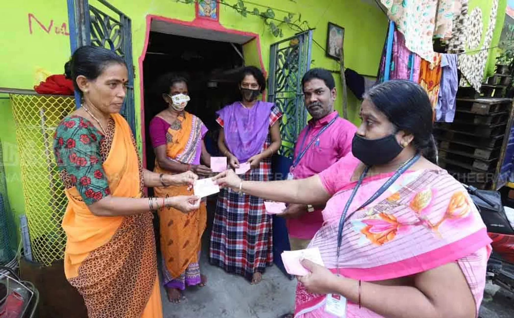 Pongal gift set The Token Issue Begins