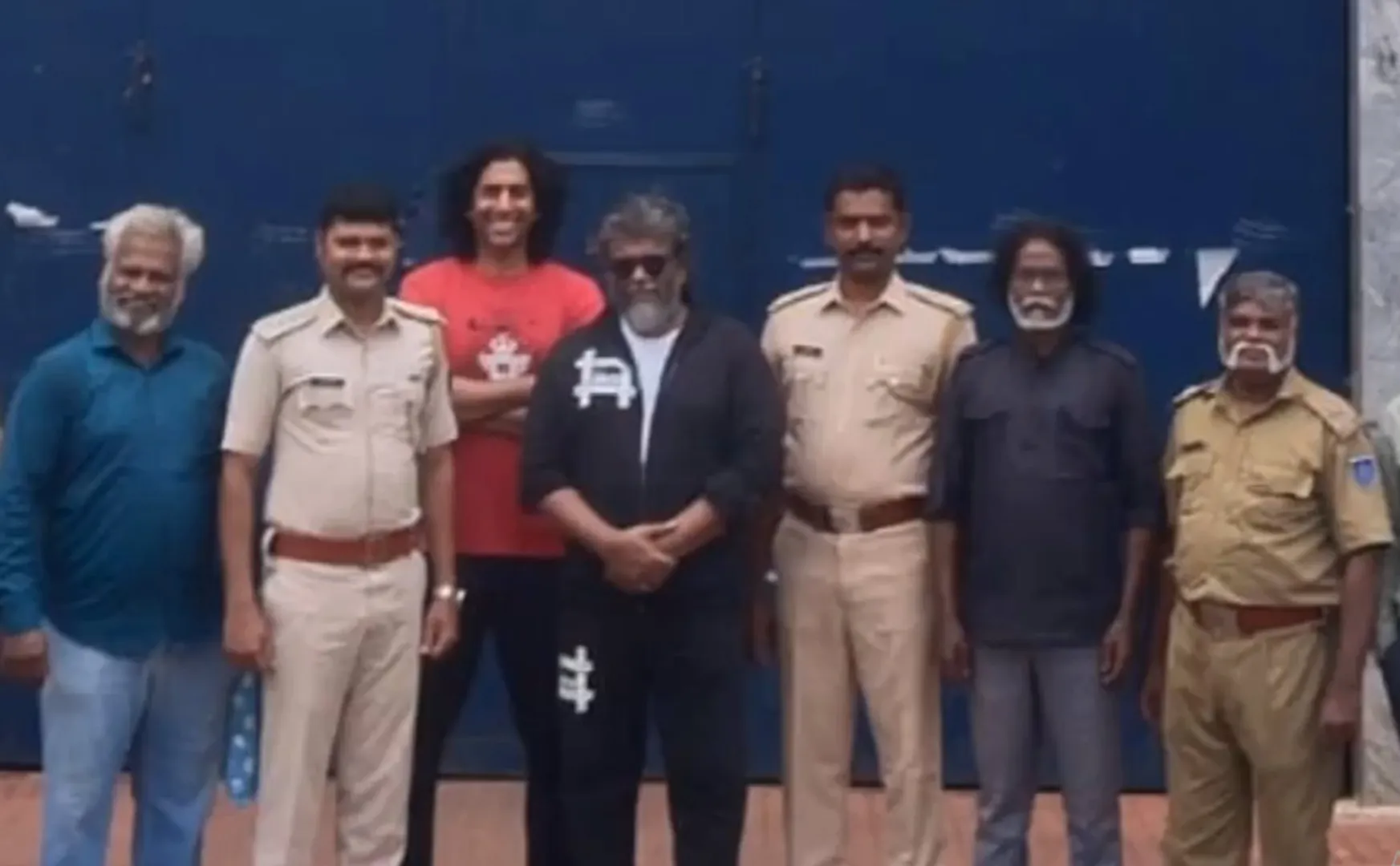 parthiban new year celebration in pondicherry central jail 