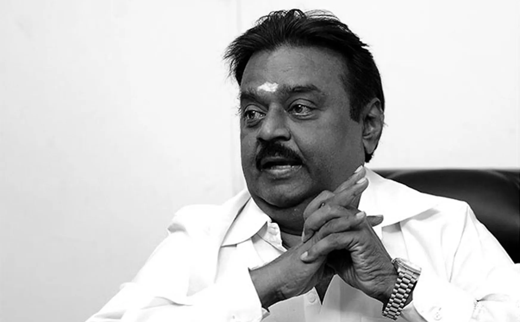 People of the town paid tribute to Vijayakanth