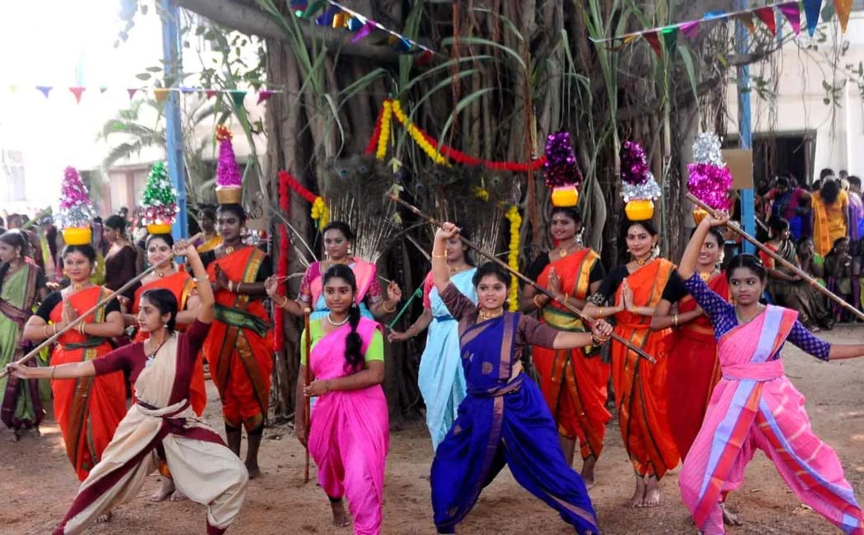 College Girls Celebrate Pongal in Traditional Way (Pictures)