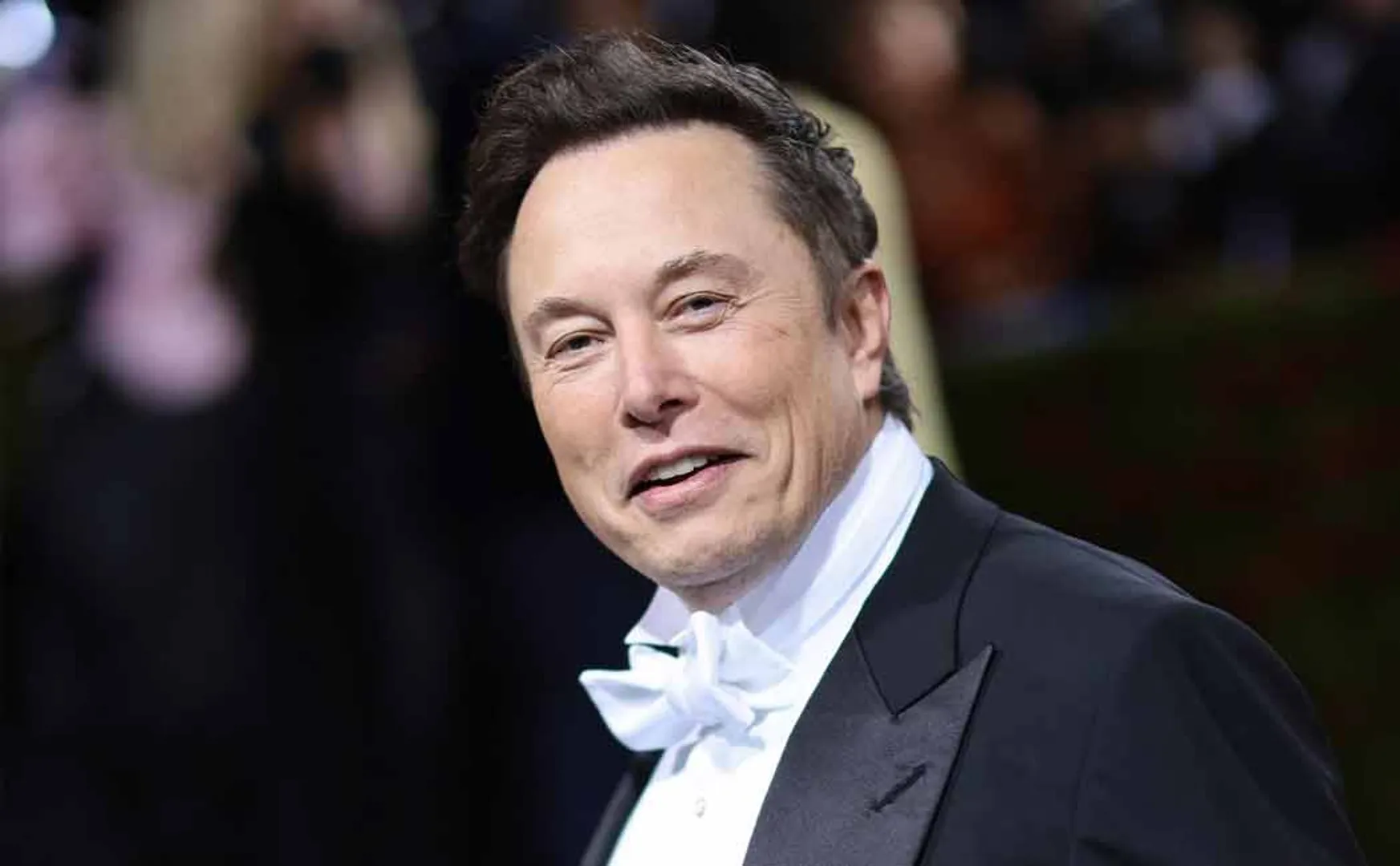 Elon Musk says he can't even imagine voting for Joe Biden