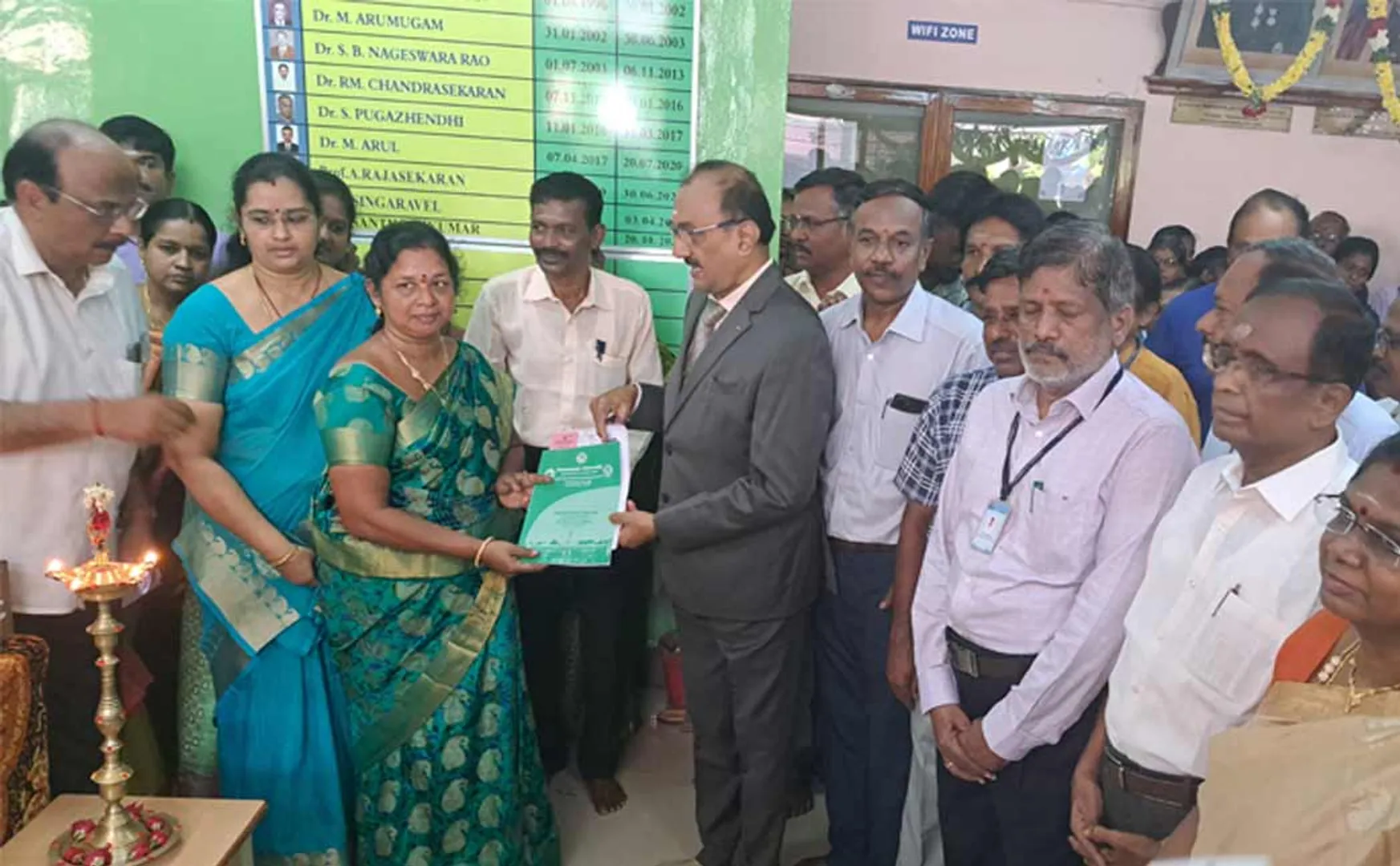 Annamalai University application distribution for distance learning courses has started