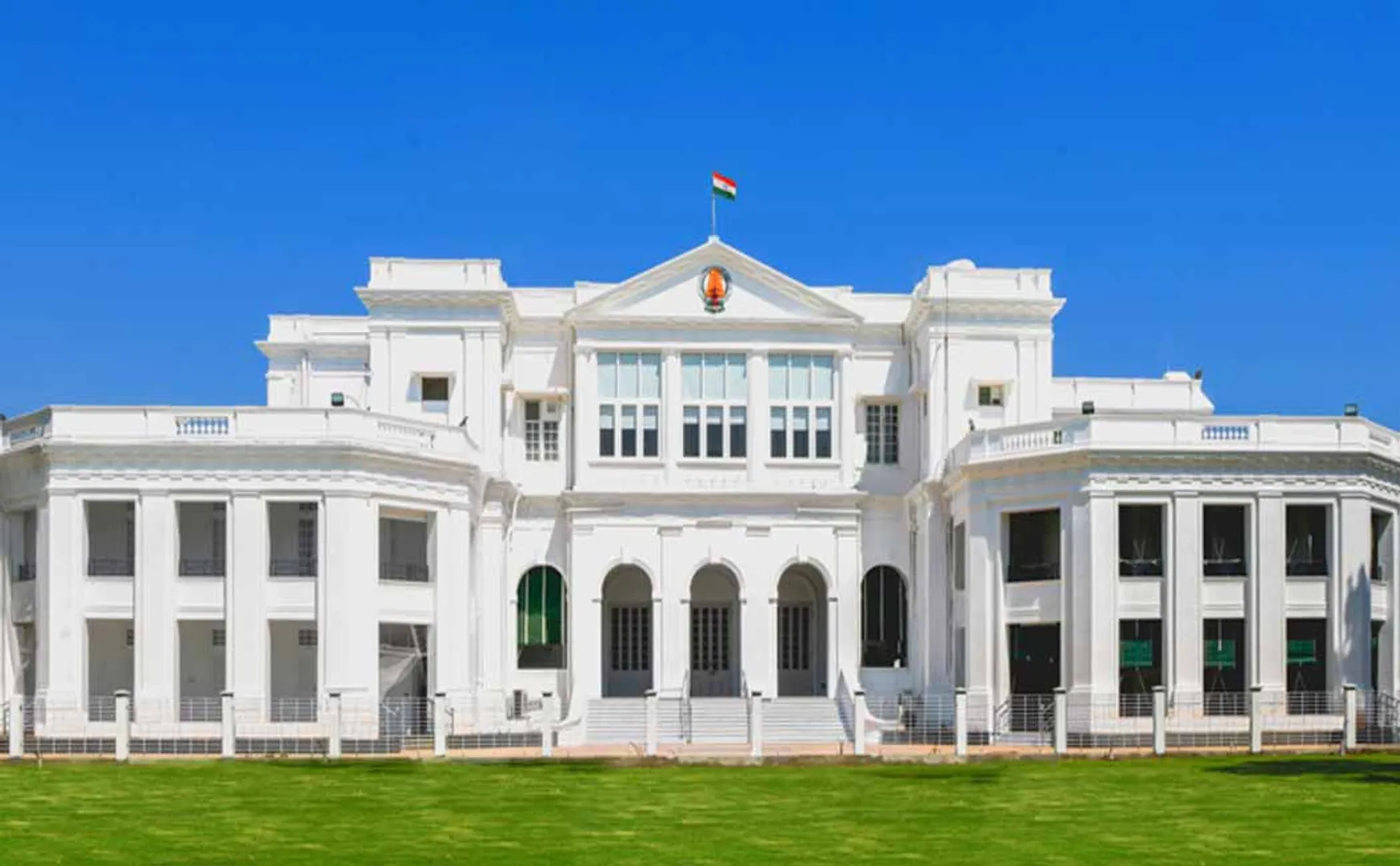 Governor's Tea Party; Congress, Communist parties boycott