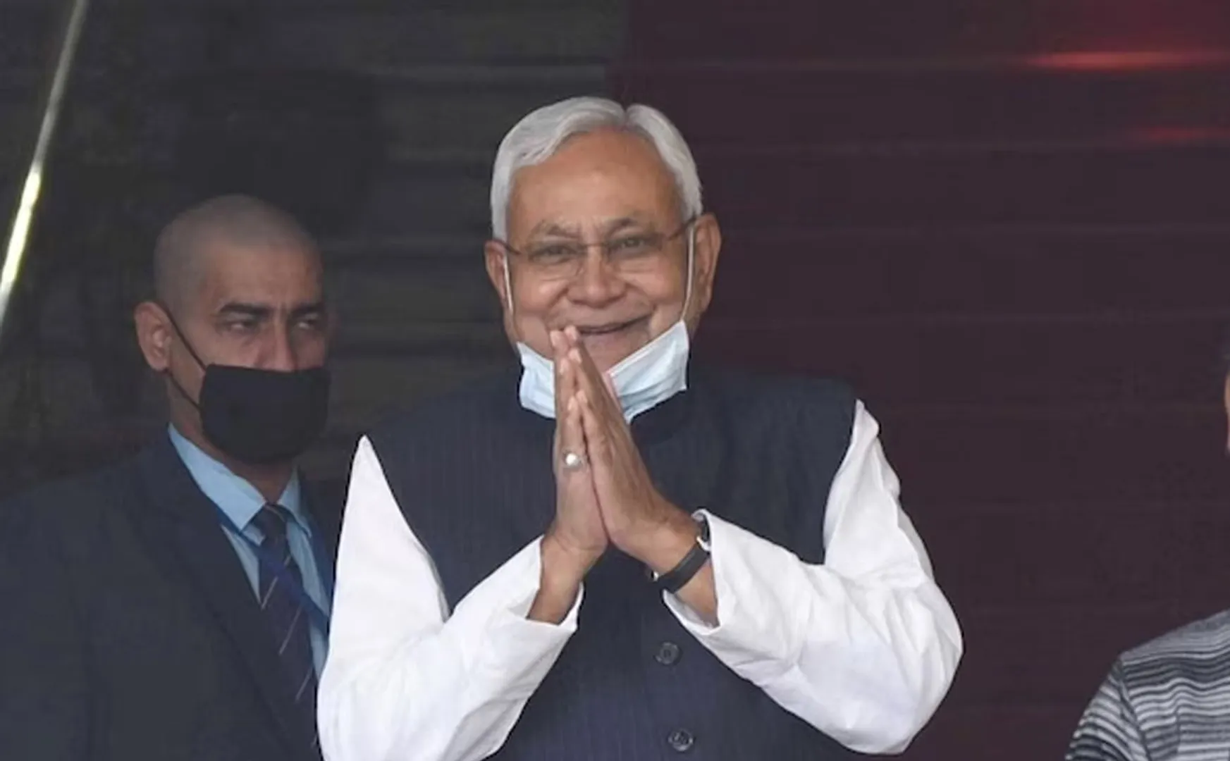 Nitish Kumar is planning to form an alliance with the BJP in Bihar
