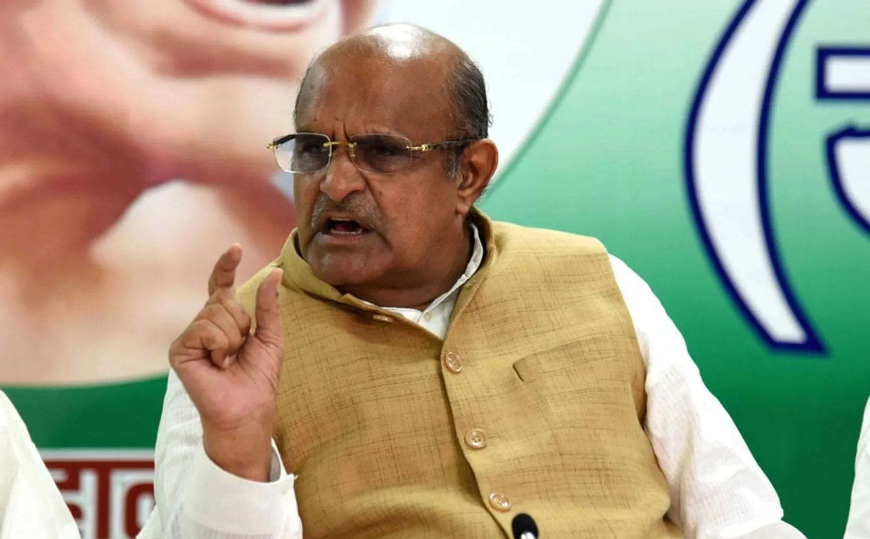 The United Janata Dal has been critical of the Congress on Cracks in India alliance