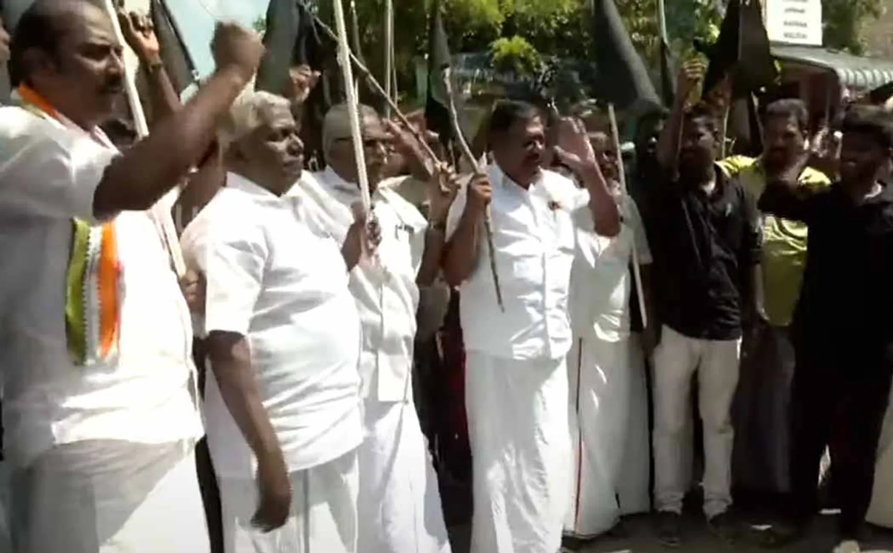 Visit of the Governor Marxist, Congress party struggle
