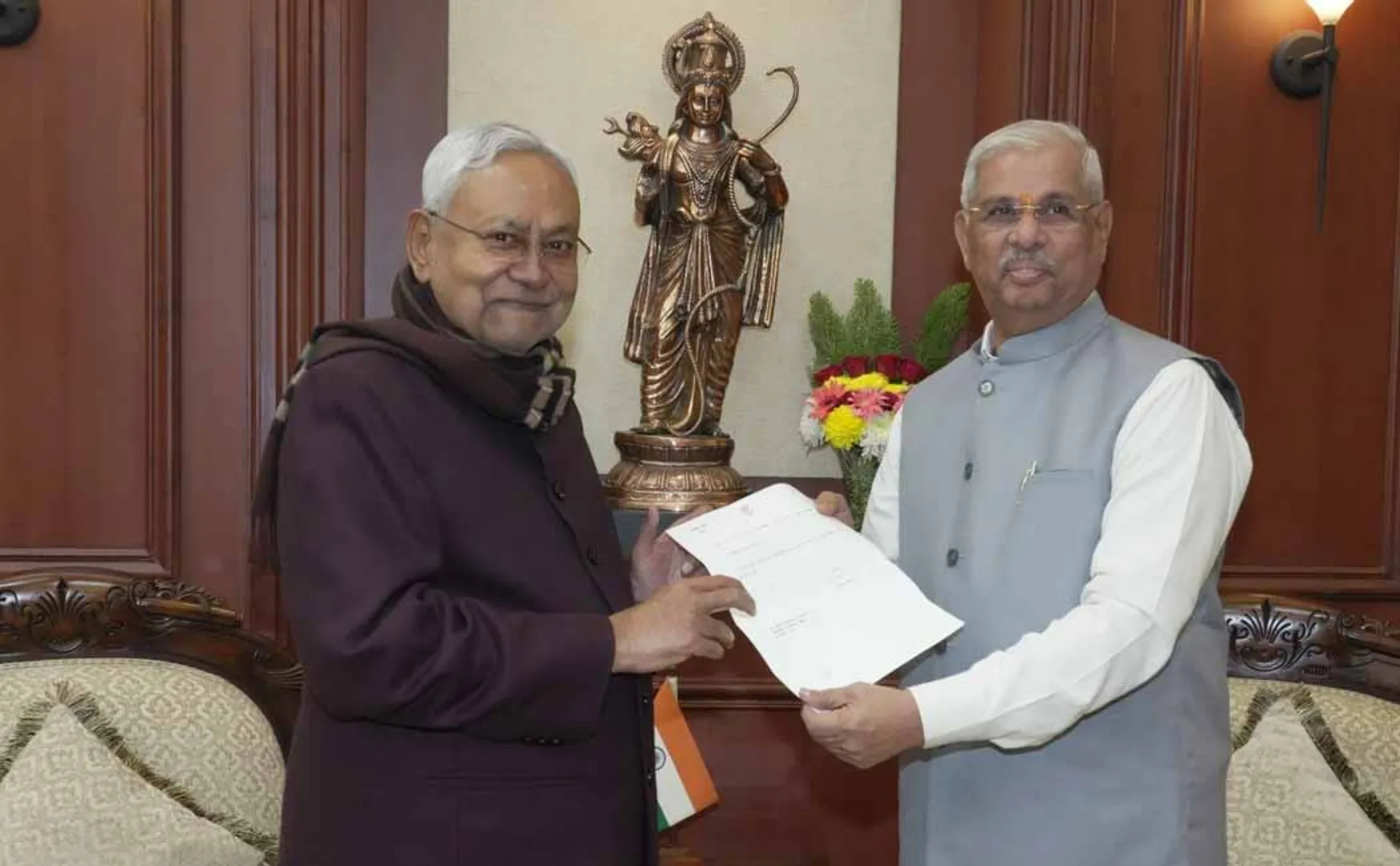 Due to the political situation, the Grand Alliance has broken up Nitish Kumar 