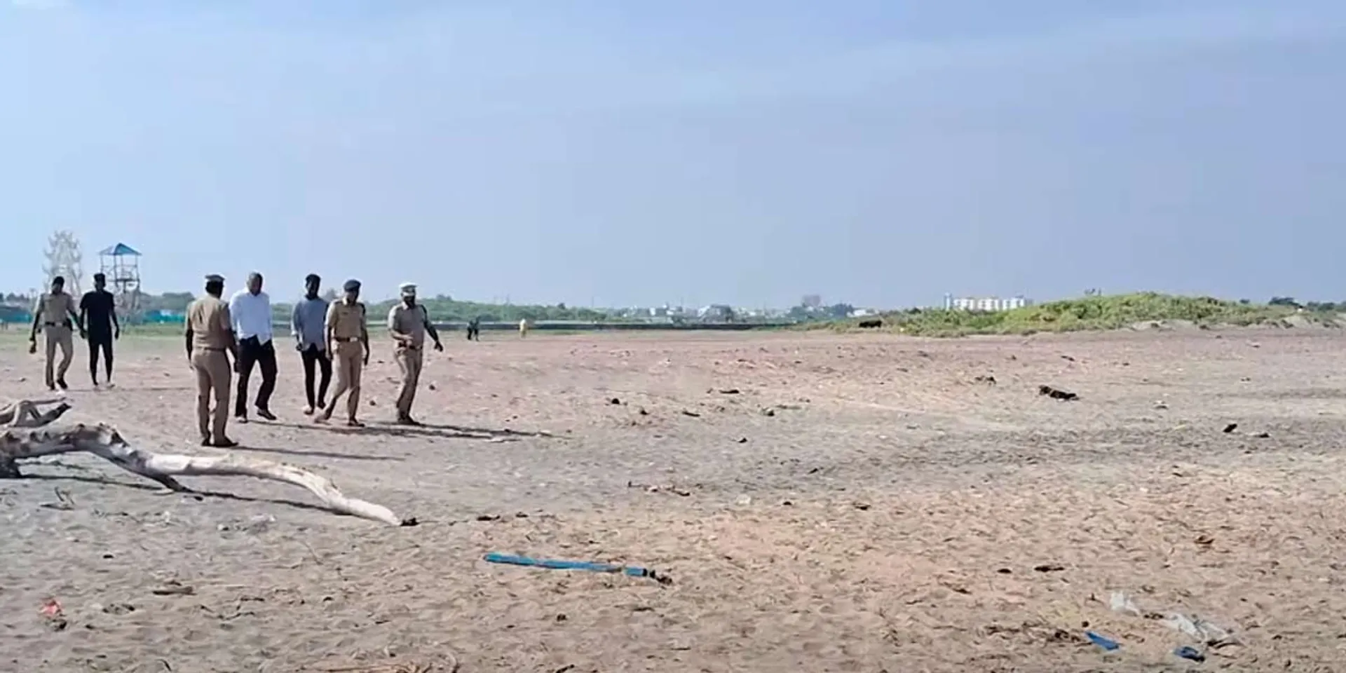 A student who broke the ban and bathed in the sea lose their live; The students who went to look for magic