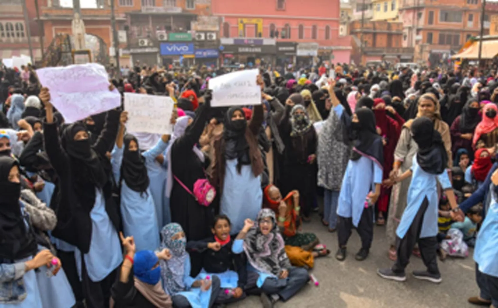 jaipur BJP MLA says How can women breathe if they wear hijab?