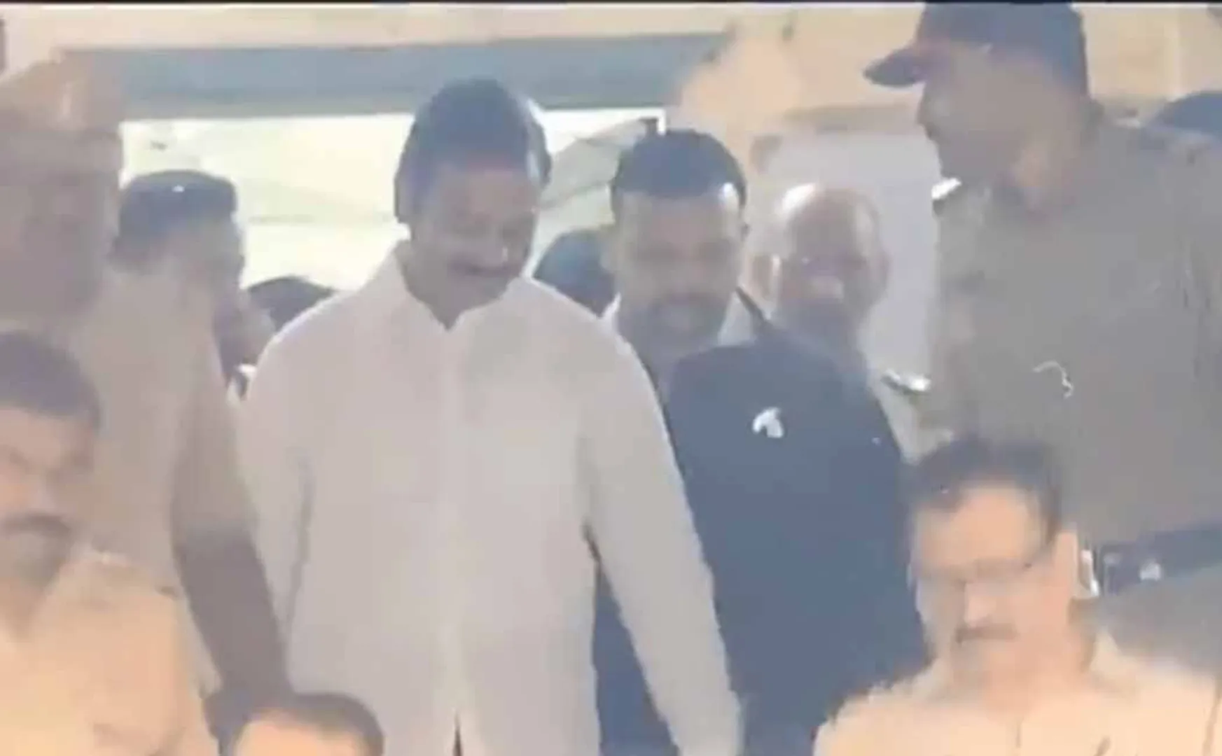 maharashtra ulhasnagar police station bjp mla issue