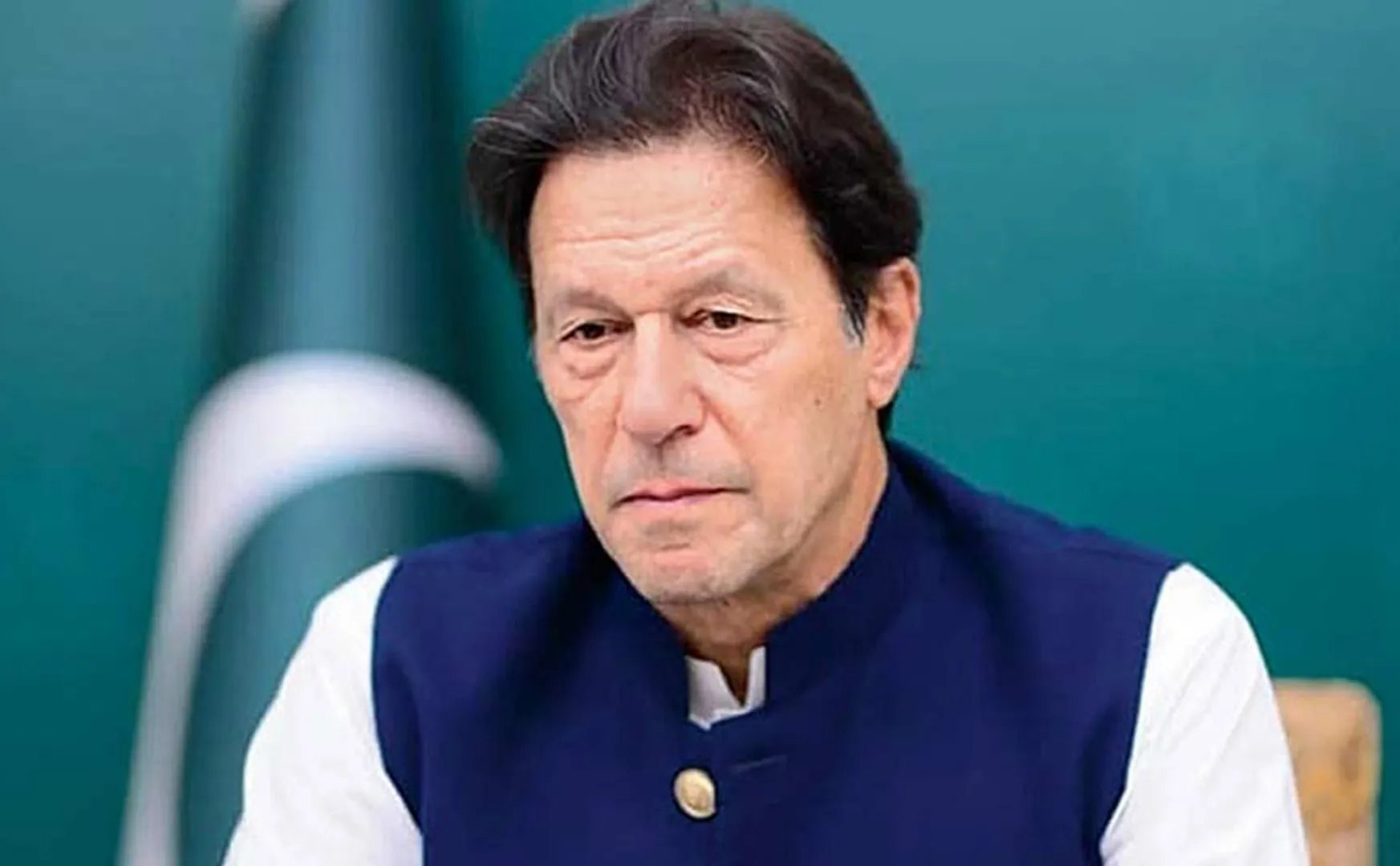 Imran Khan ordered to work in prison at pakistan