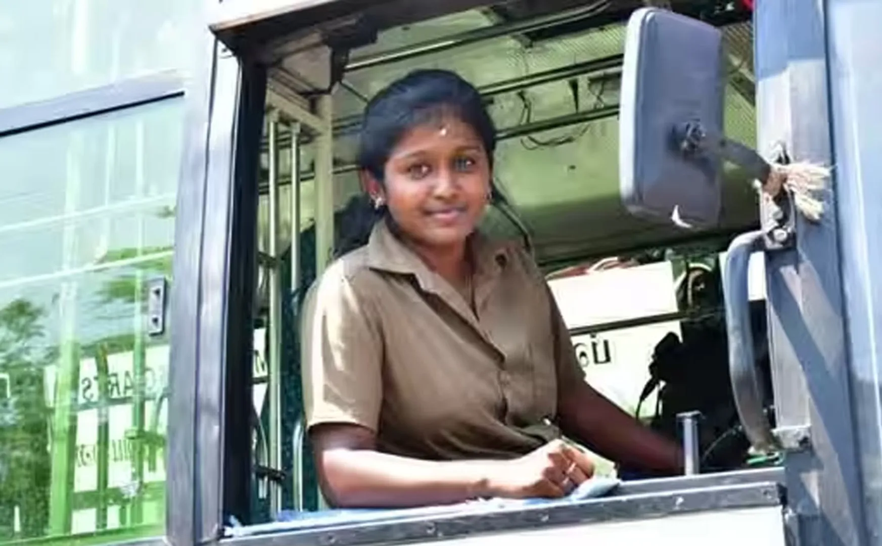 Cases filed against driver Sharmila for criticizing female police
