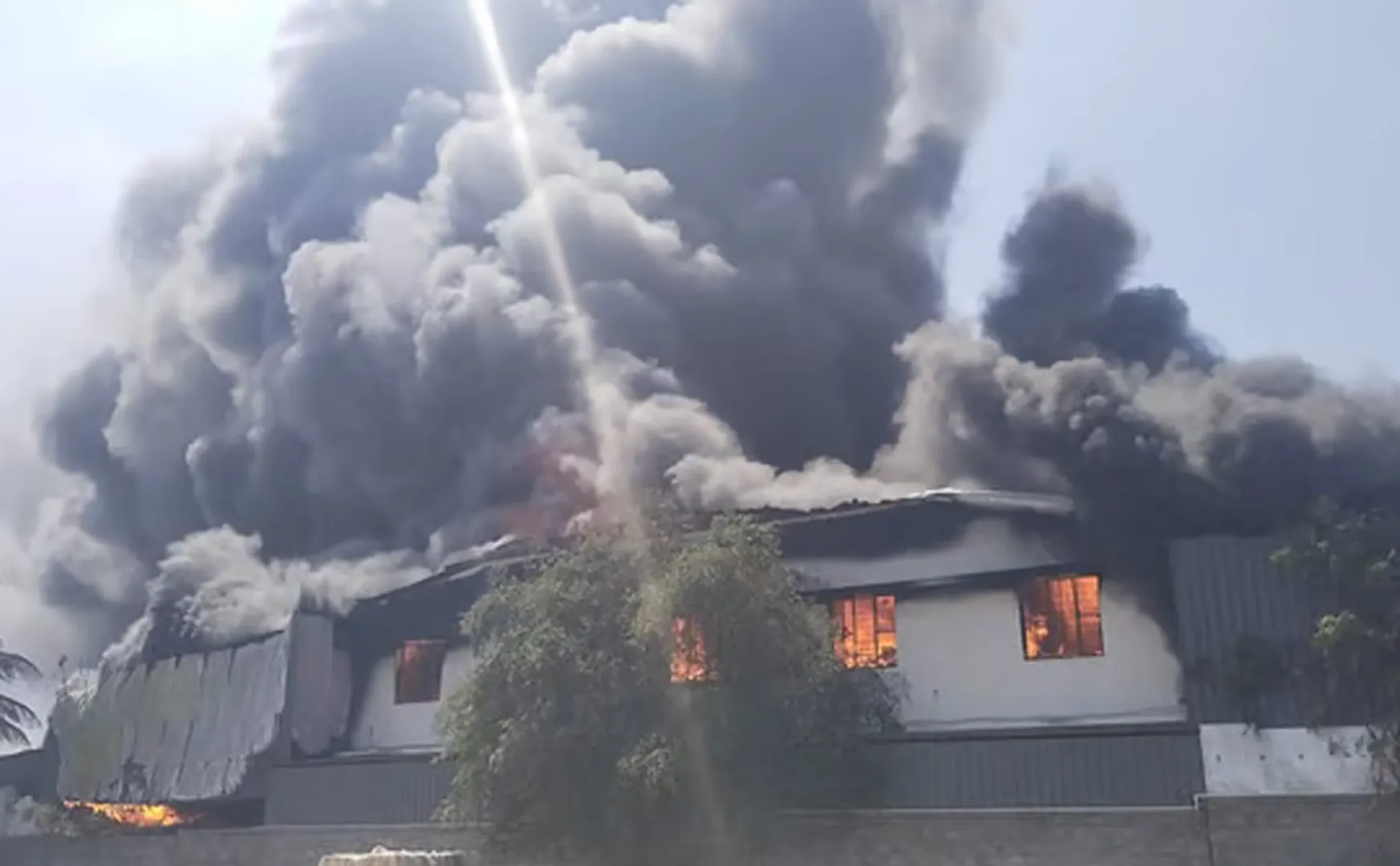 A terrible fire in a jewelry box factory