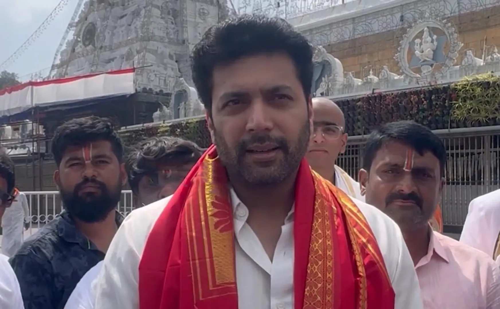 jayam ravi omitted vijay political entry question