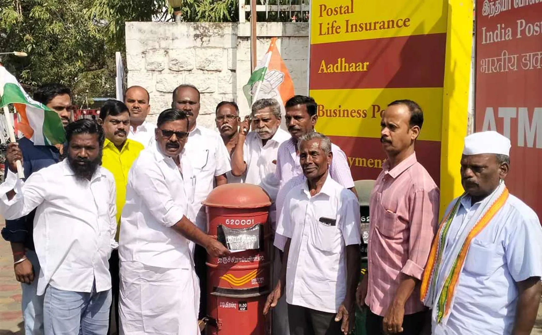 Congress party should give chance to Joseph Lewis to contest in Trichy constituency