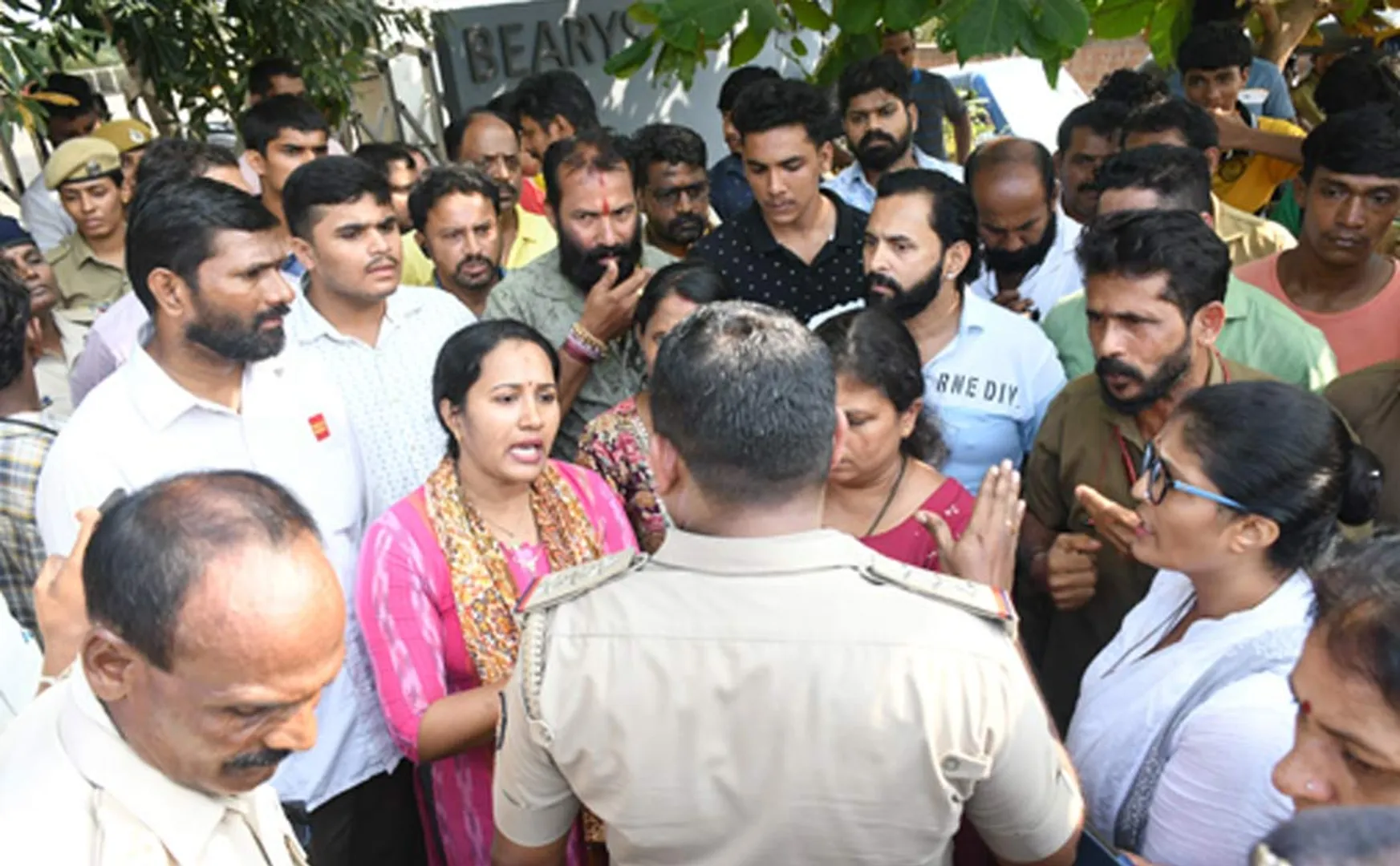 Action by Hindu organizations protest A teacher who conducted a lesson on Ramayana